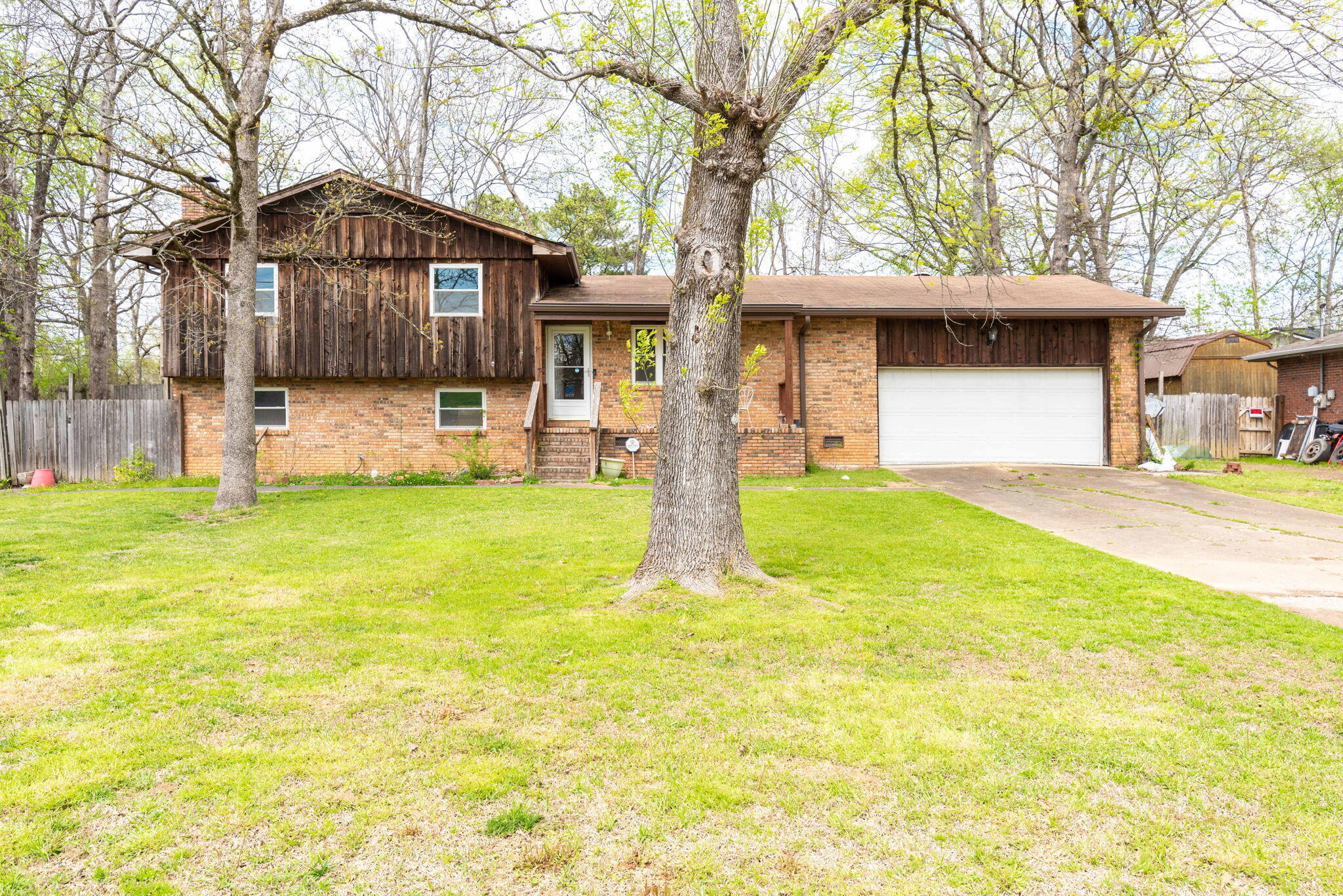 1100 Park Forrest Drive