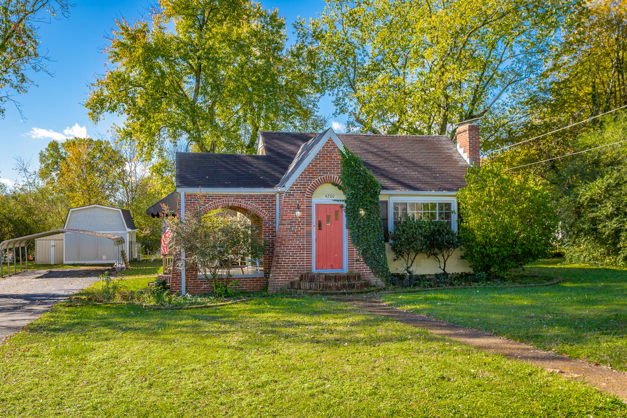 4200 Ealy Road