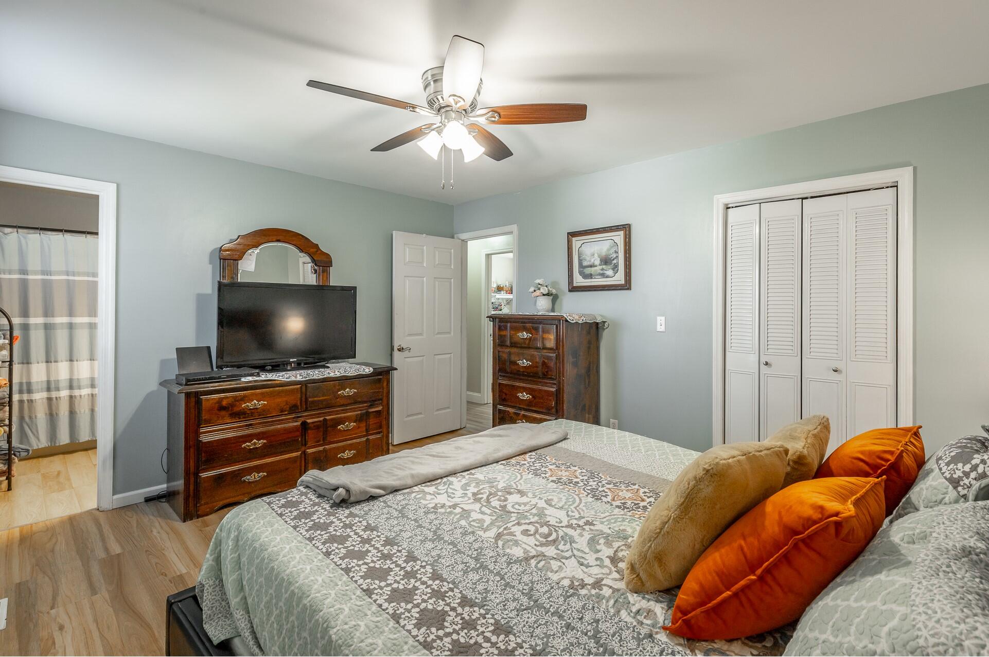 207 Smoketree Circle