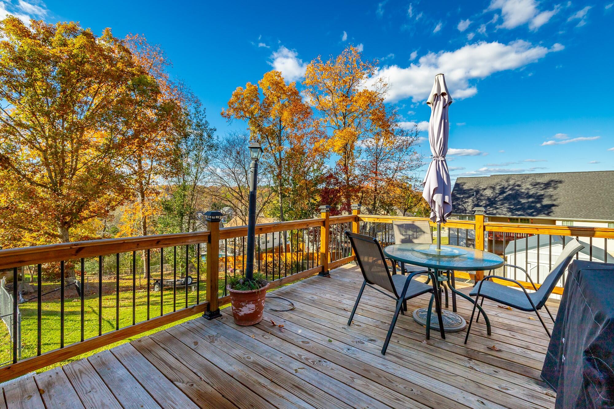 207 Smoketree Circle