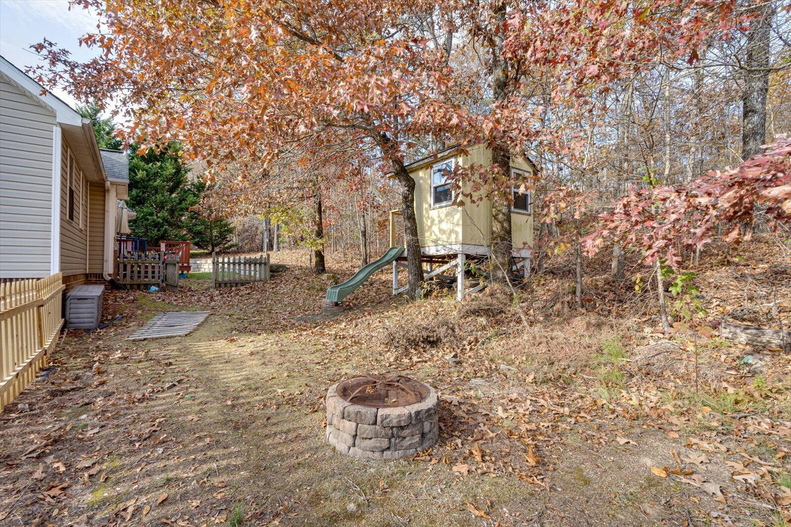 482 Farmway Drive SE