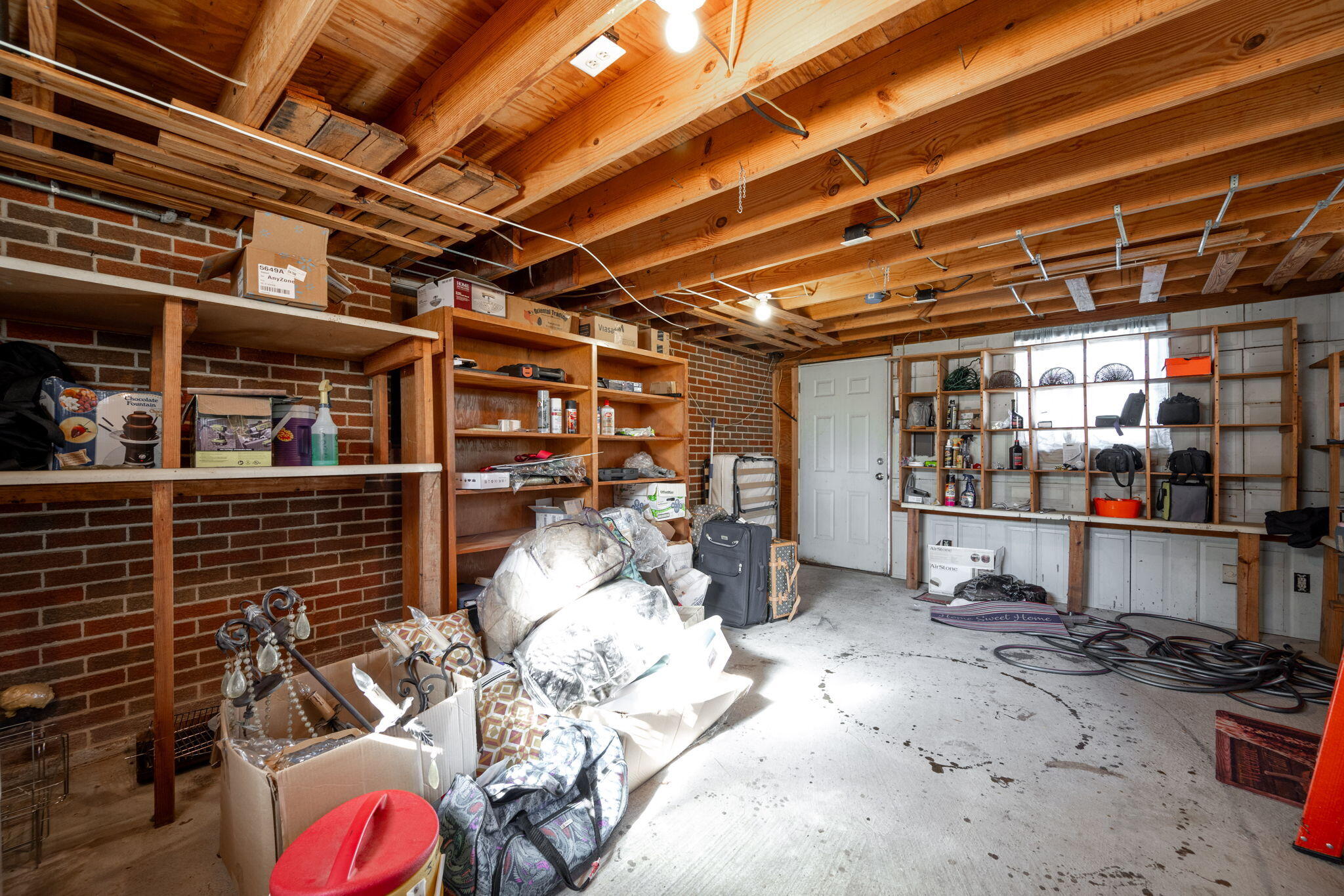 1004 Ravencrest Drive