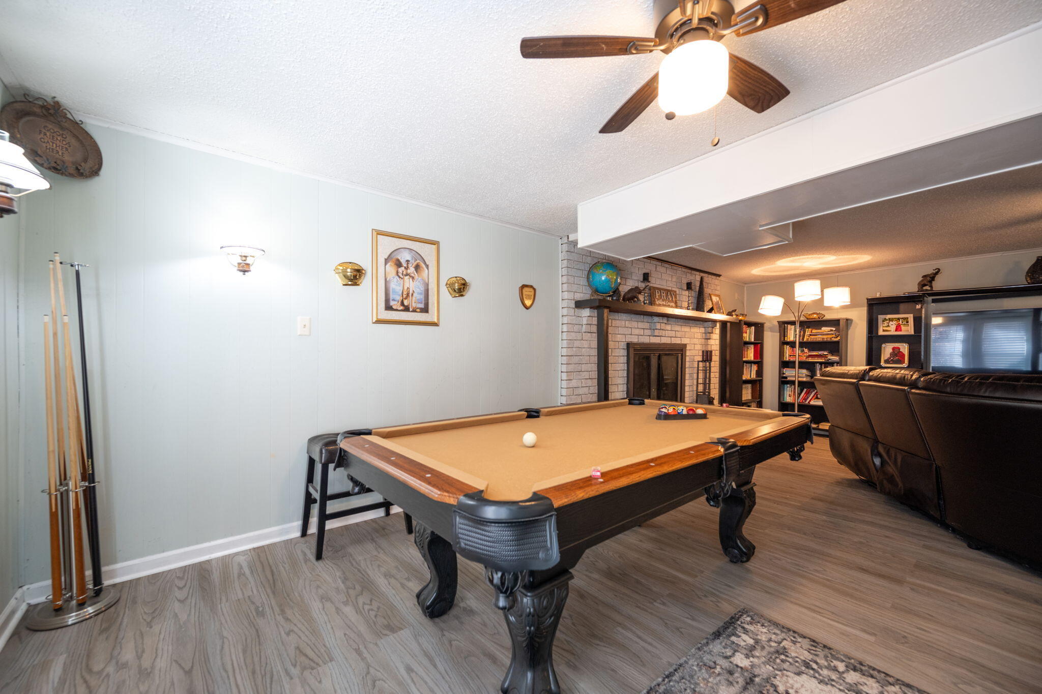 1004 Ravencrest Drive