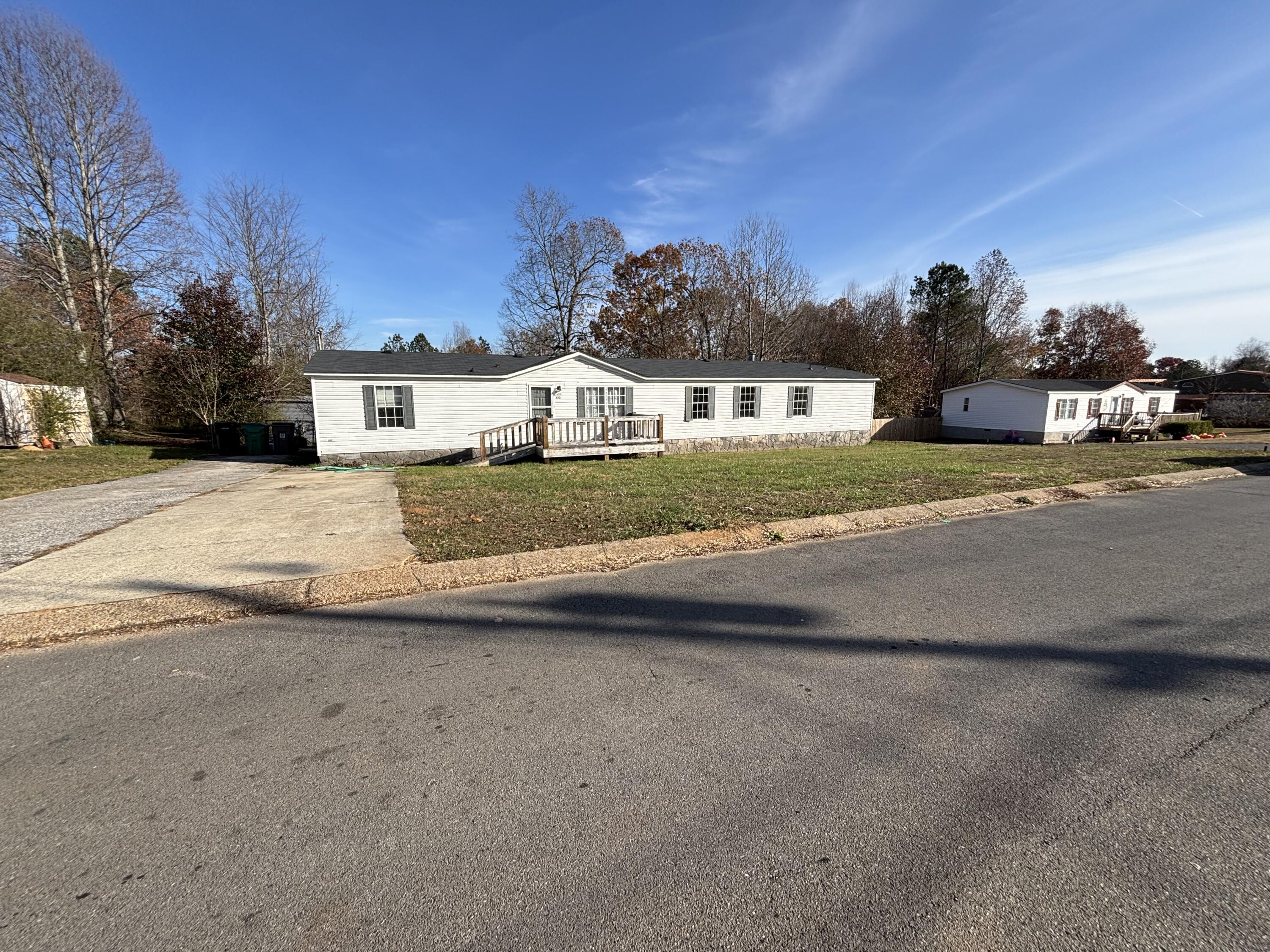 352 Saddle Horse Circle