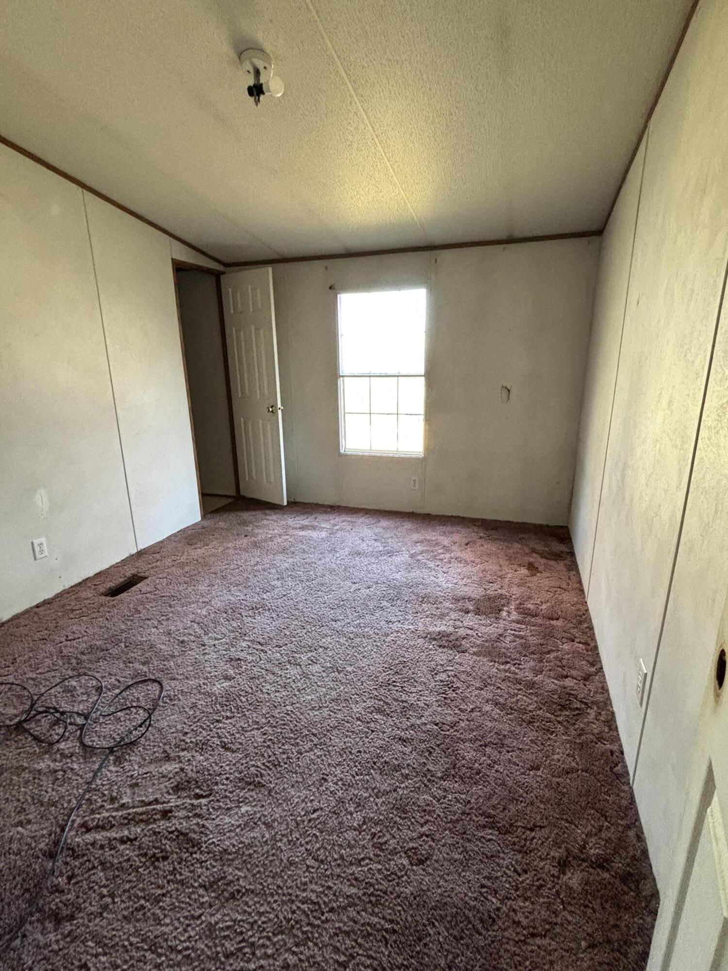 352 Saddle Horse Circle