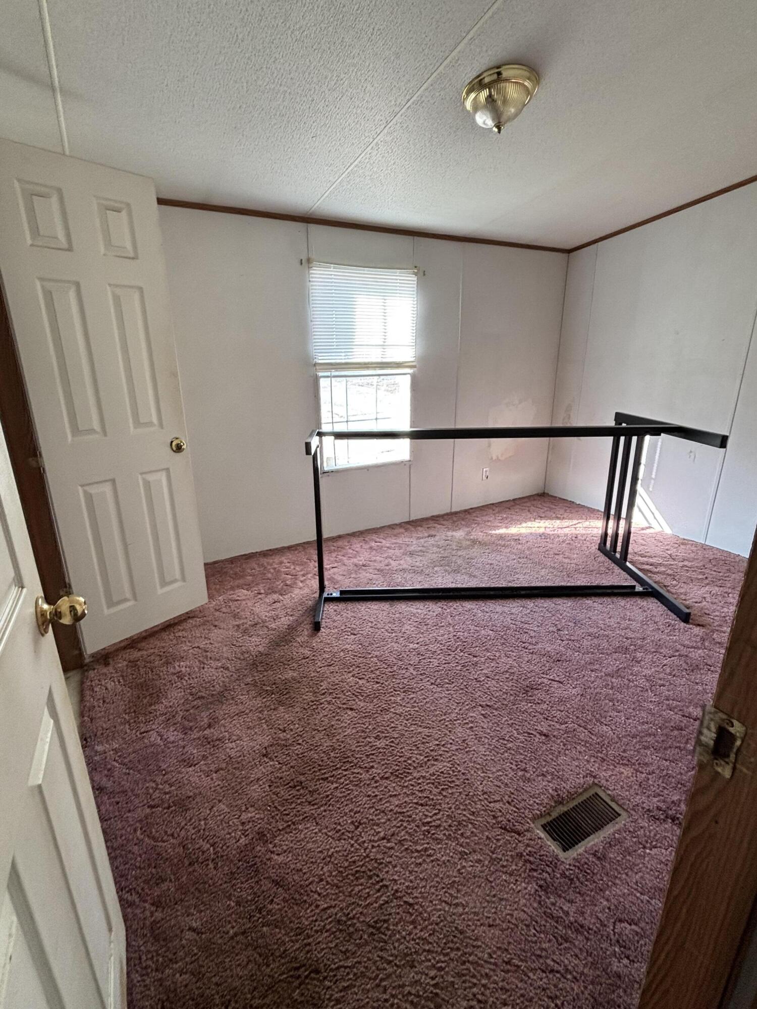 352 Saddle Horse Circle