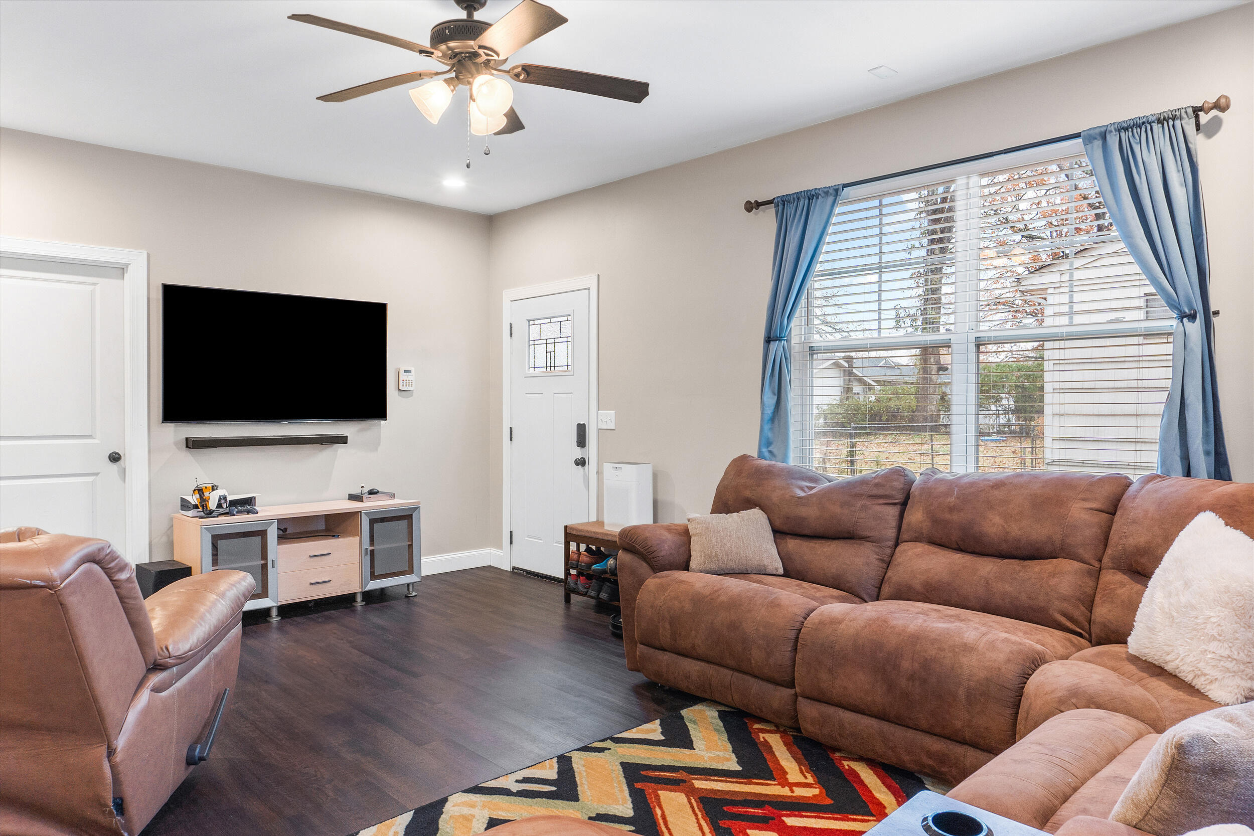 6105 Bermuda Terrace