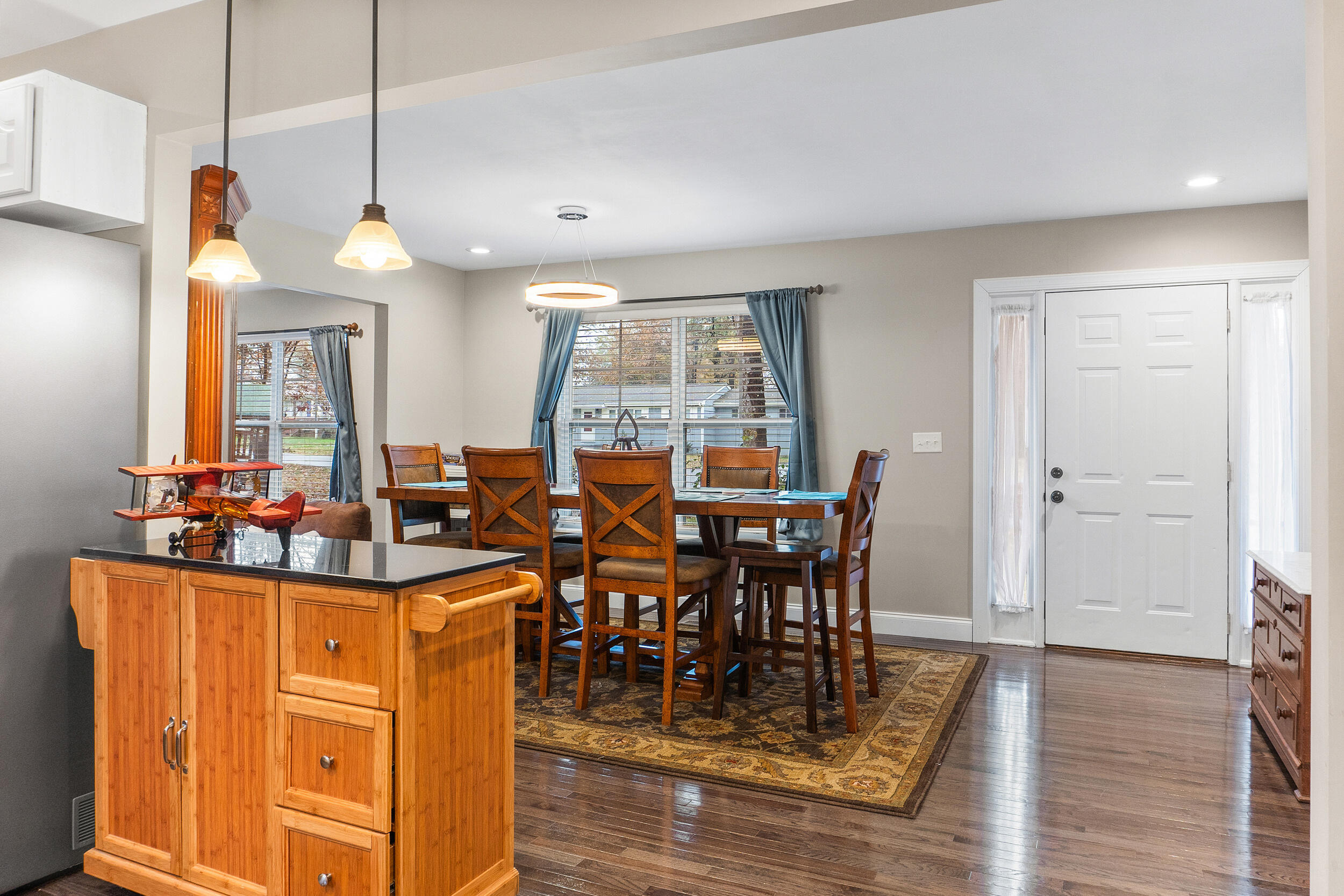 6105 Bermuda Terrace