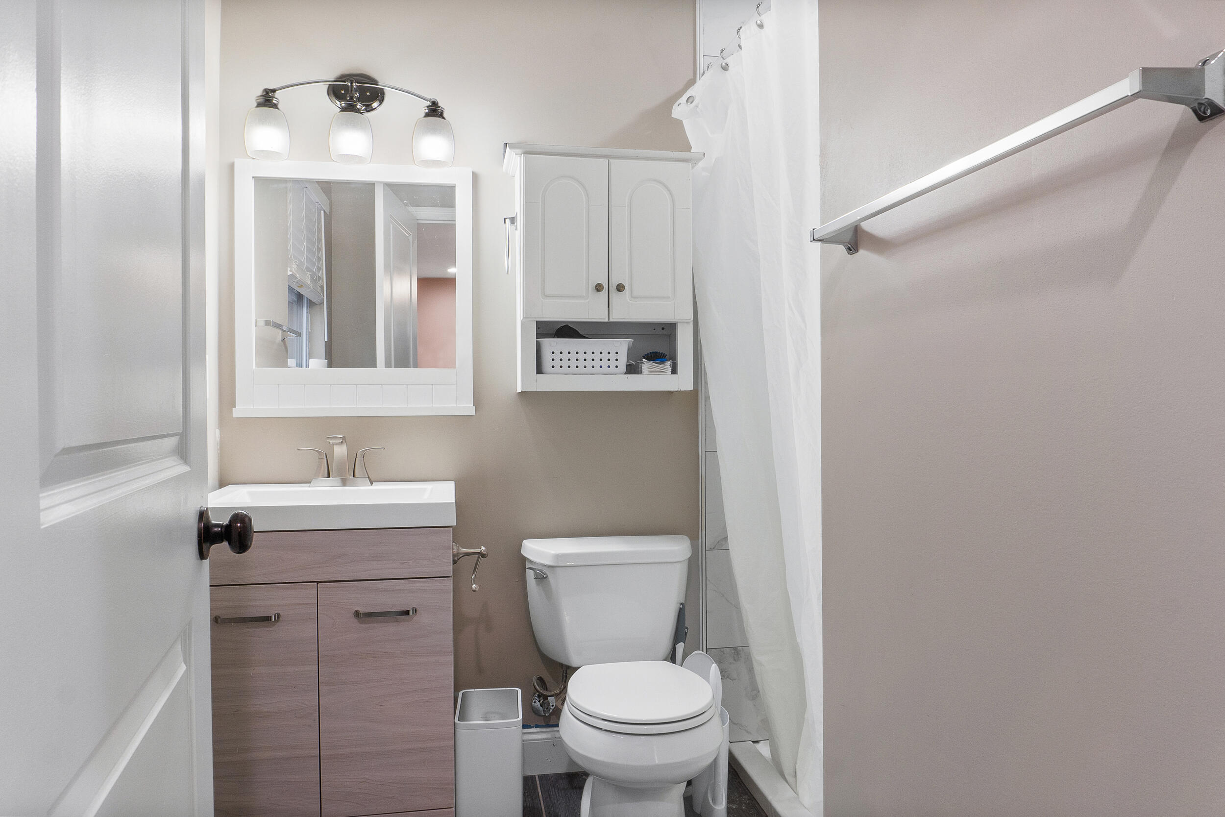6105 Bermuda Terrace