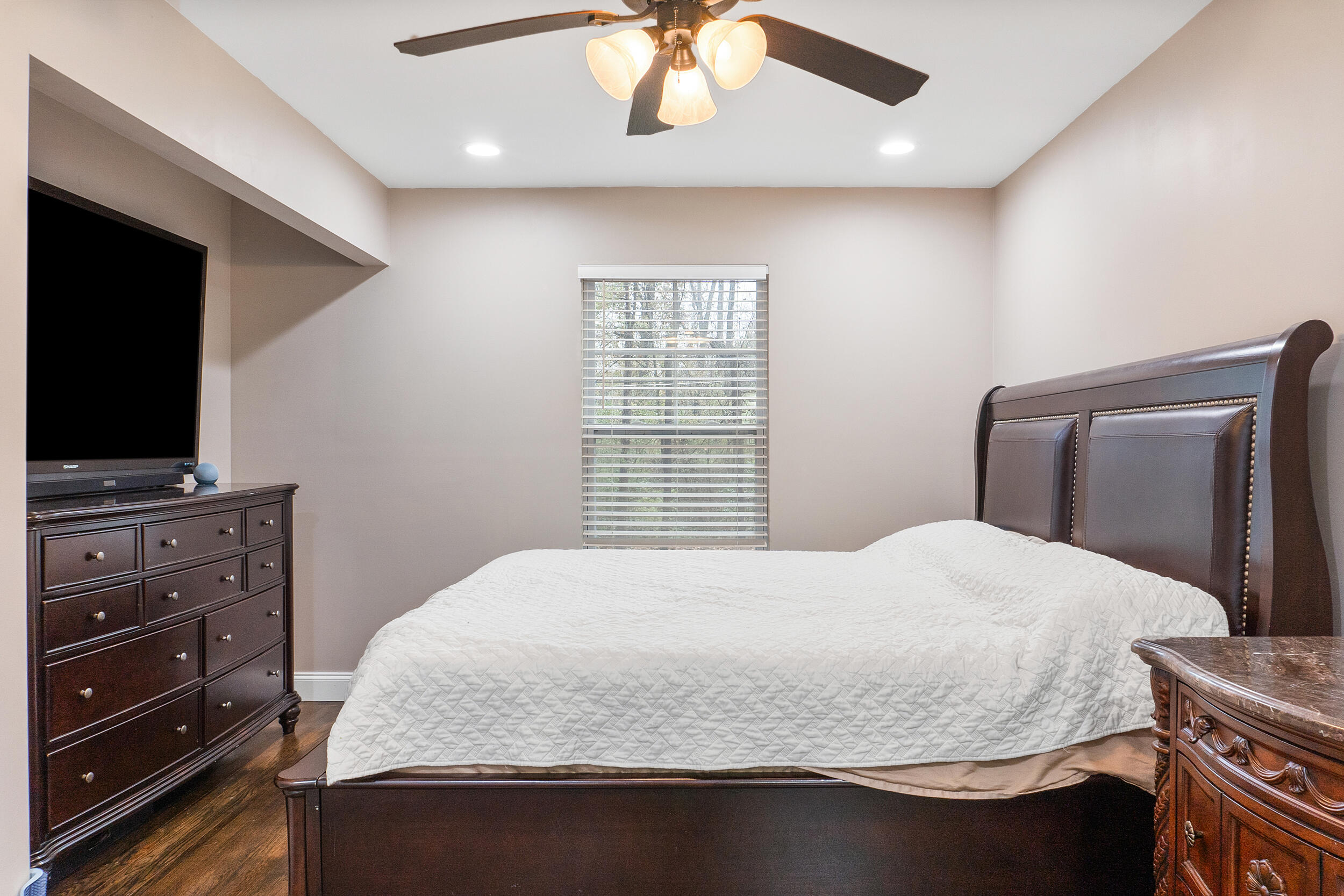 6105 Bermuda Terrace