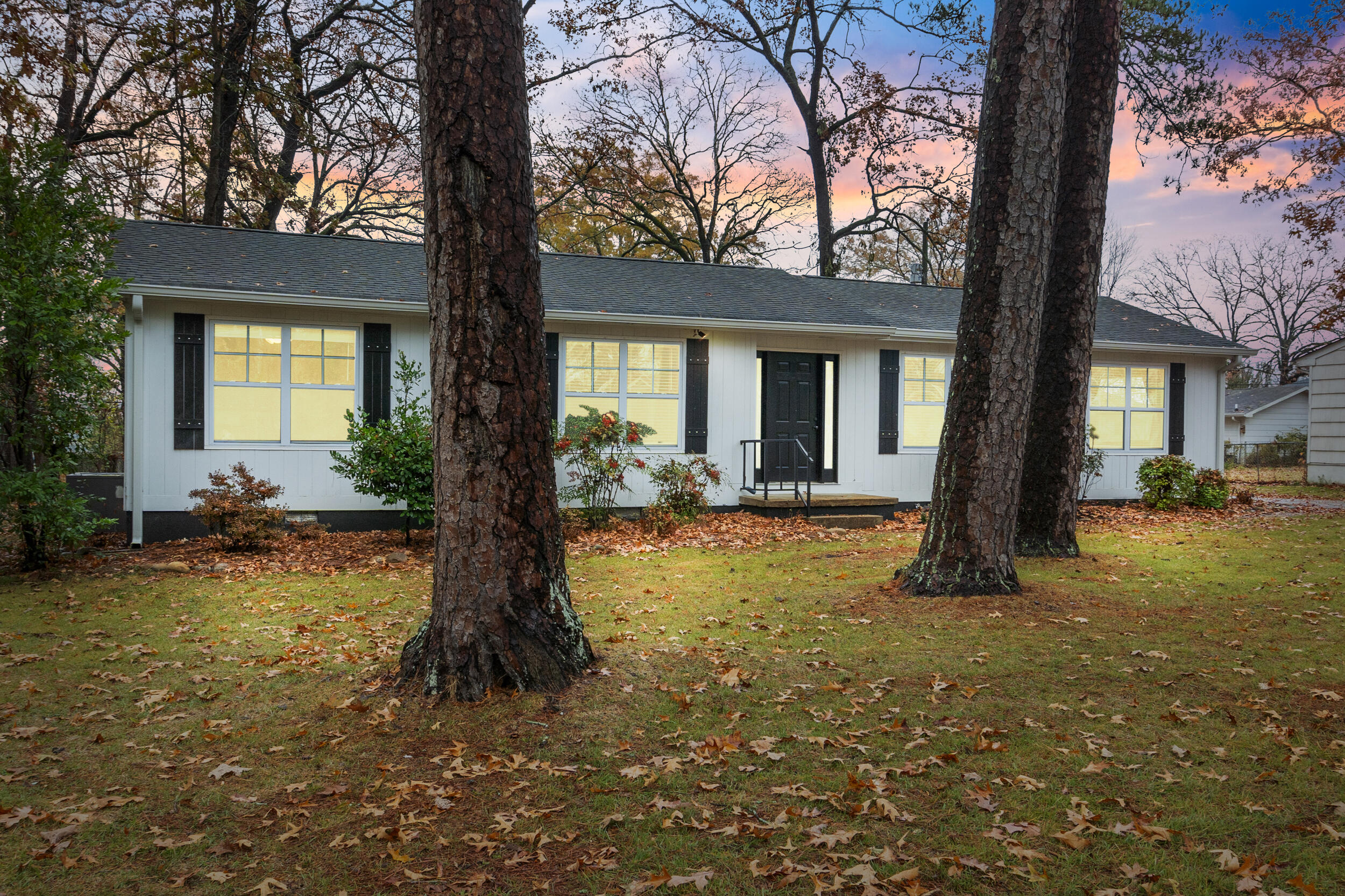 6105 Bermuda Terrace