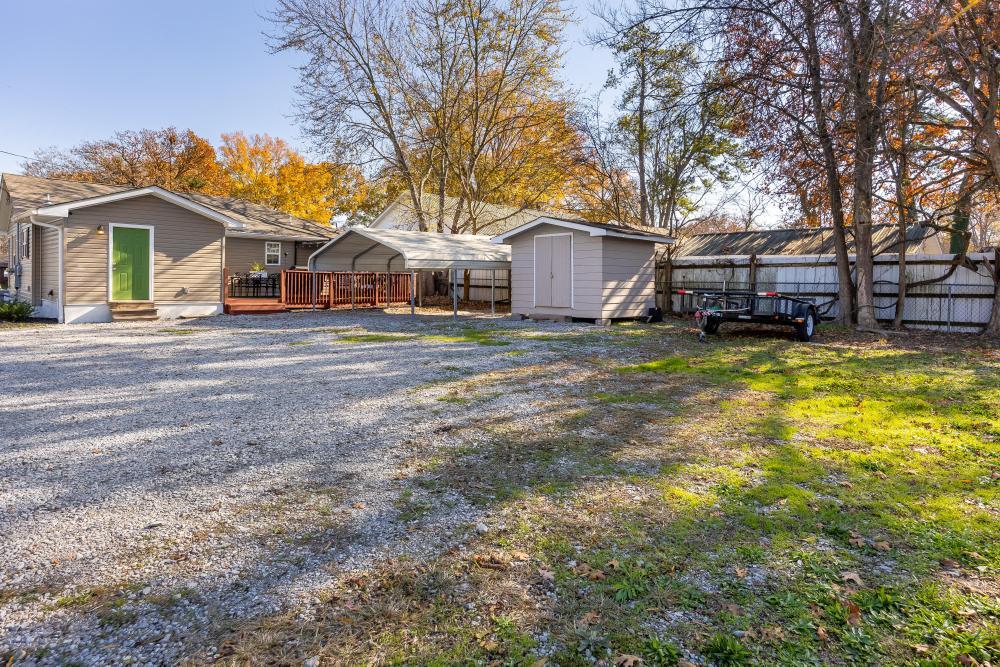 1482 E State Line Road