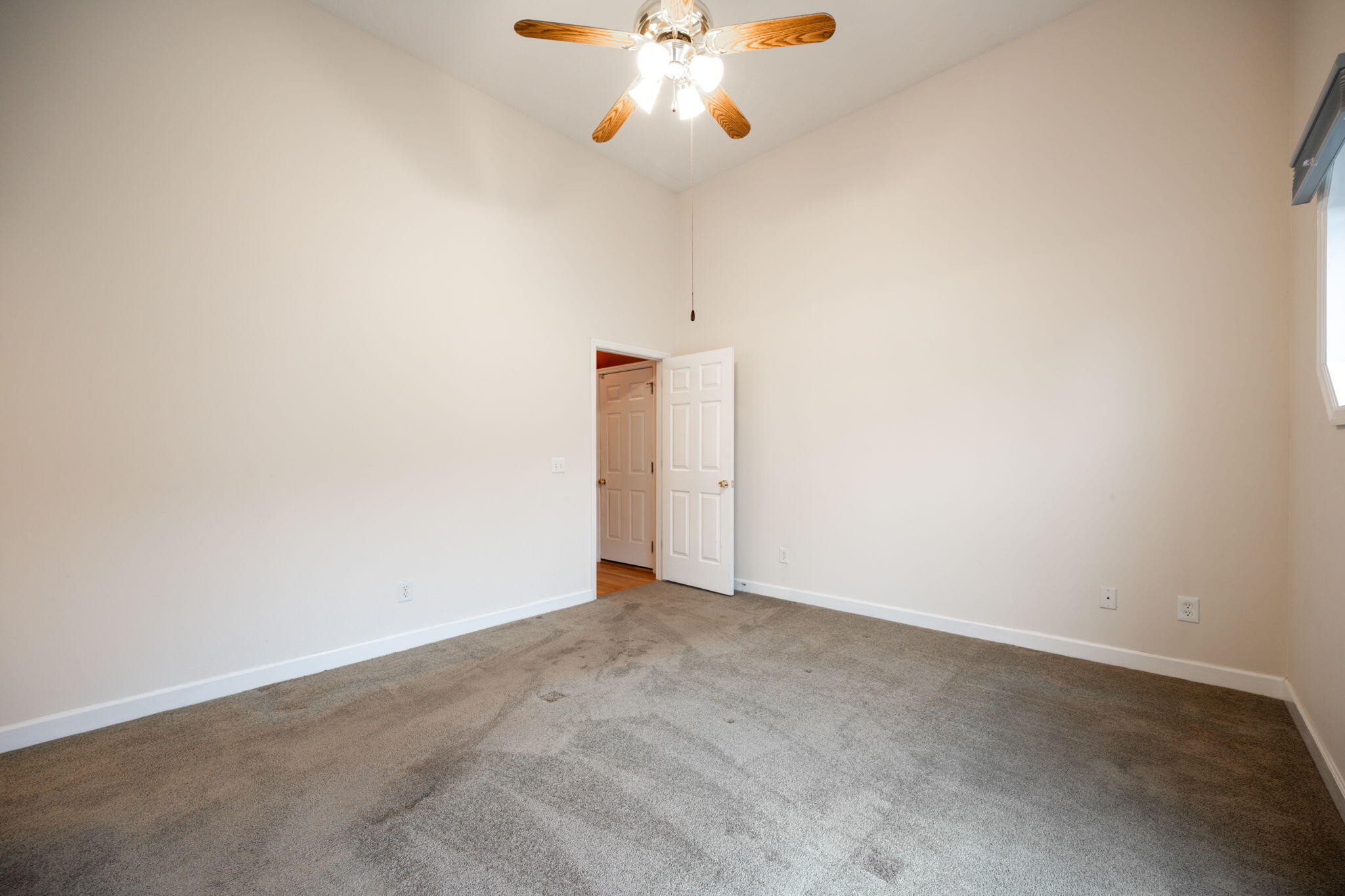 6823 Chiswick Drive
