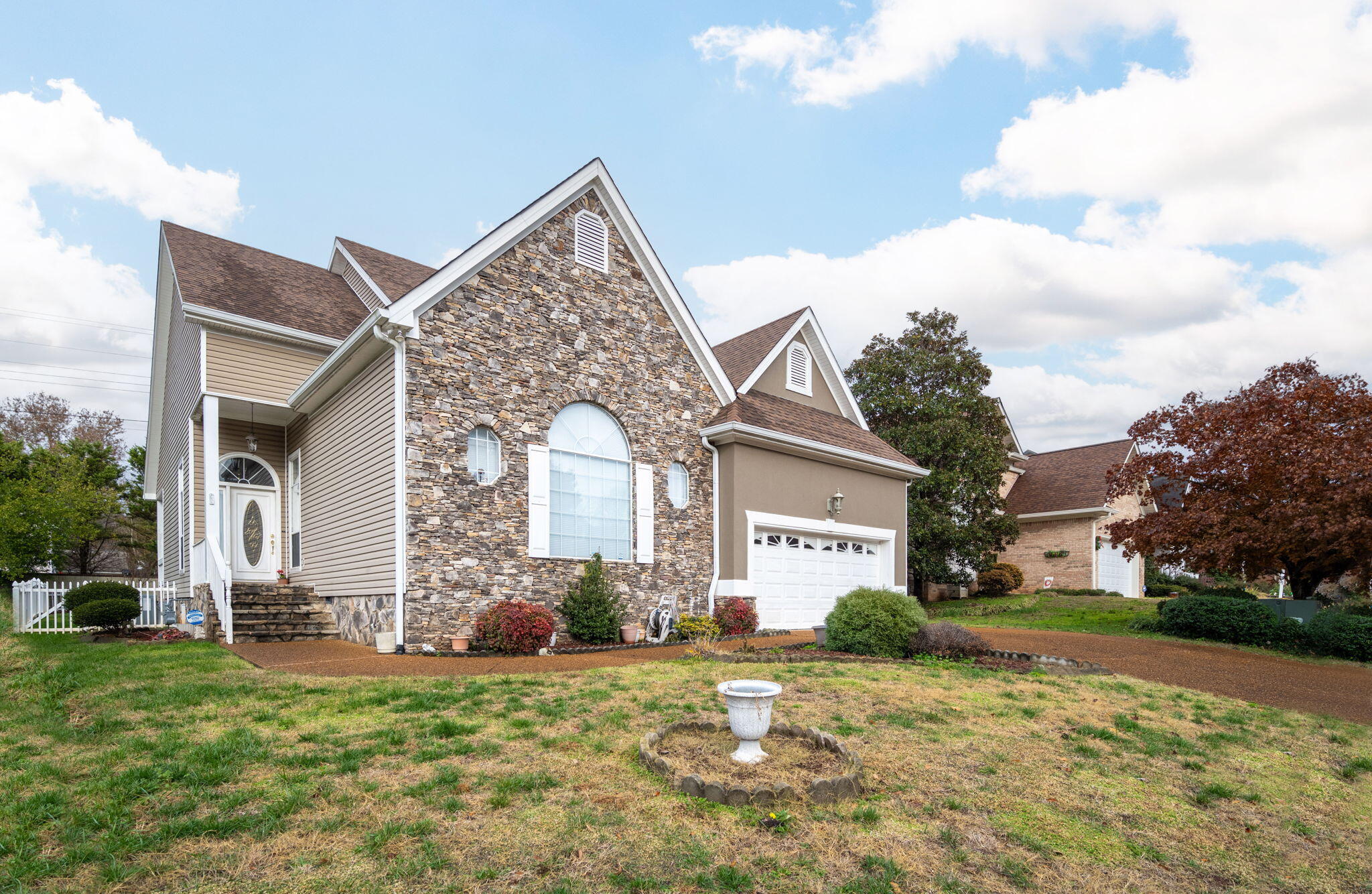 6823 Chiswick Drive