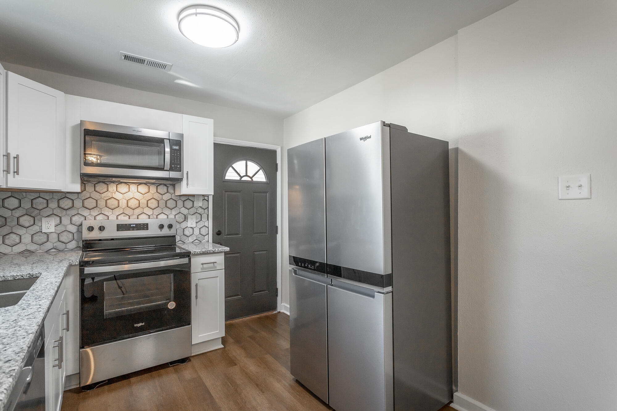 4809 Tomahawk Trail