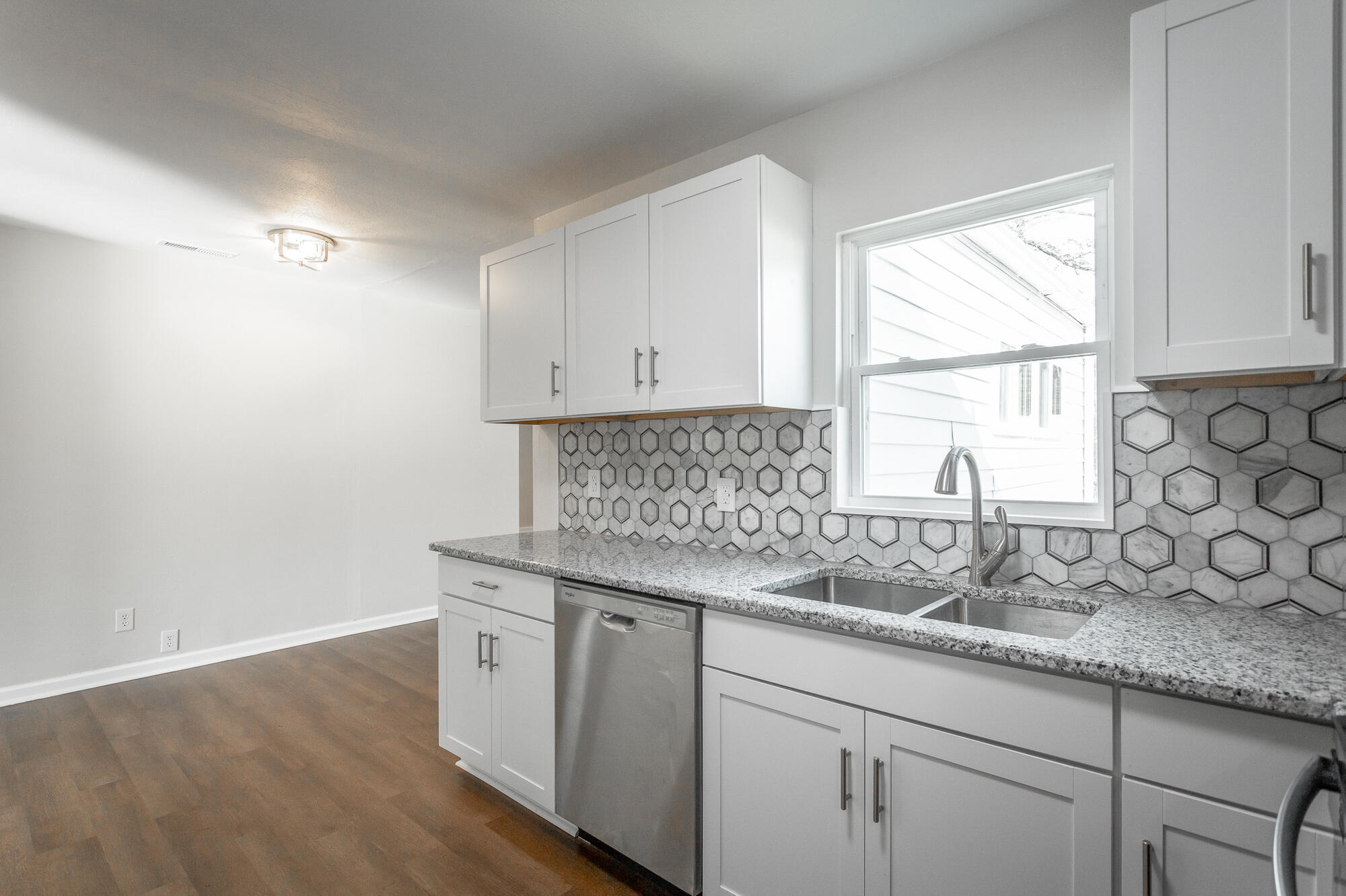 4809 Tomahawk Trail
