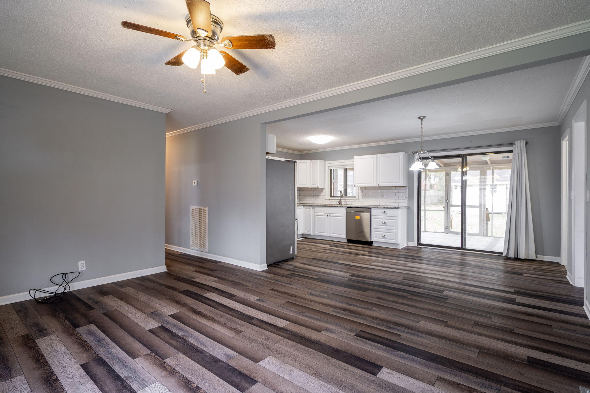 32 Sequoia Circle, LaFayette