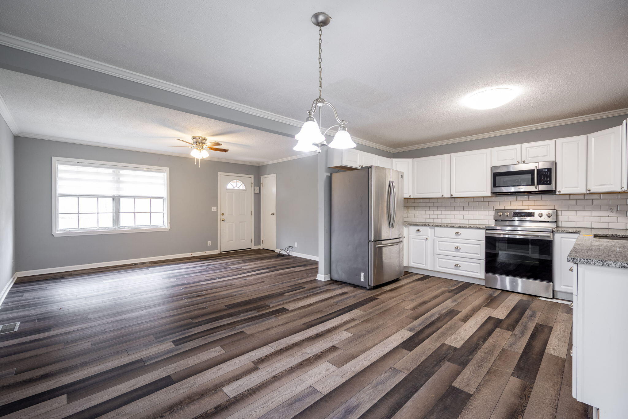 32 Sequoia Circle, LaFayette