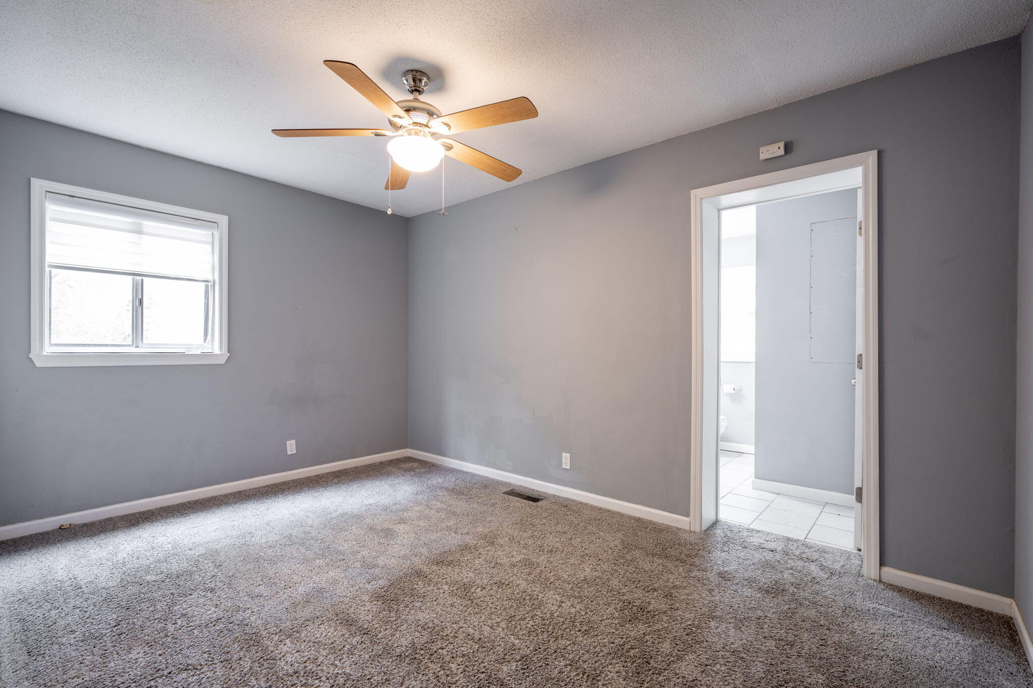 32 Sequoia Circle, LaFayette