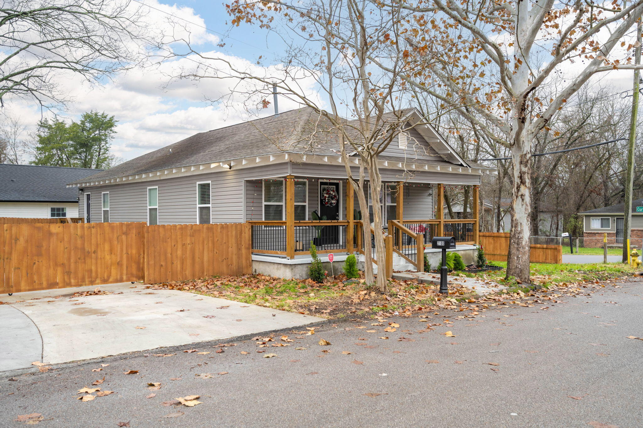 2100 Bachman Street