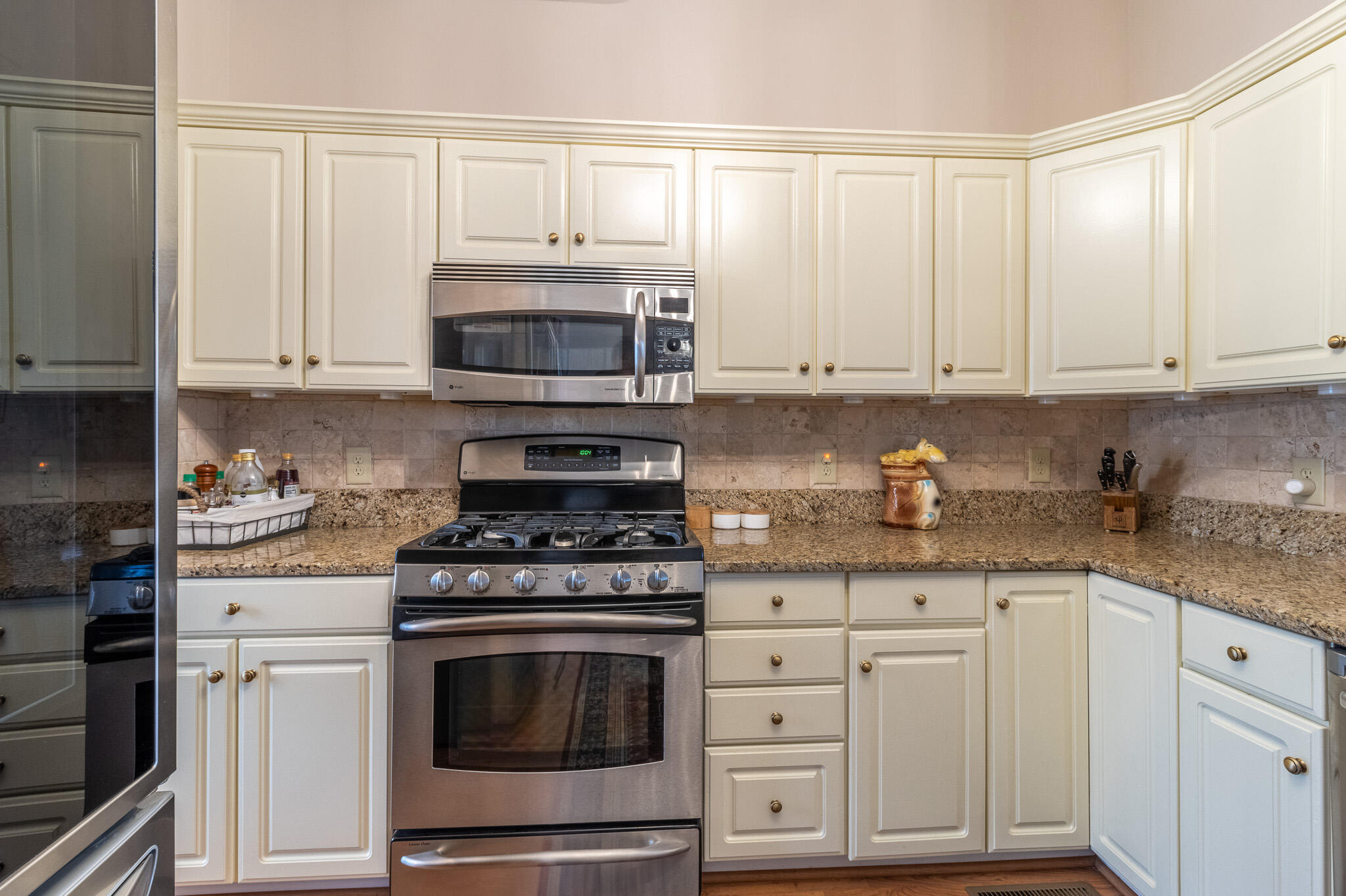 2323 Laurelton Creek Lane