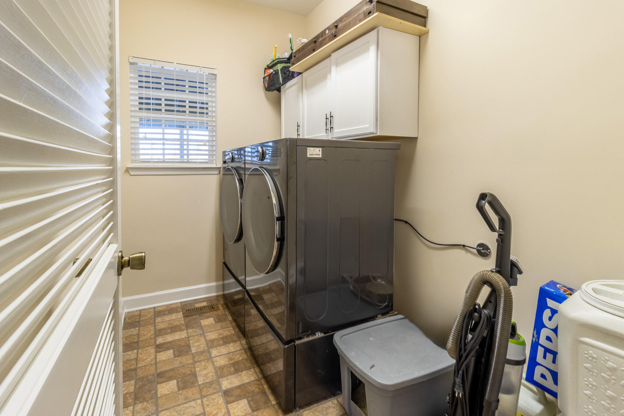 2323 Laurelton Creek Lane
