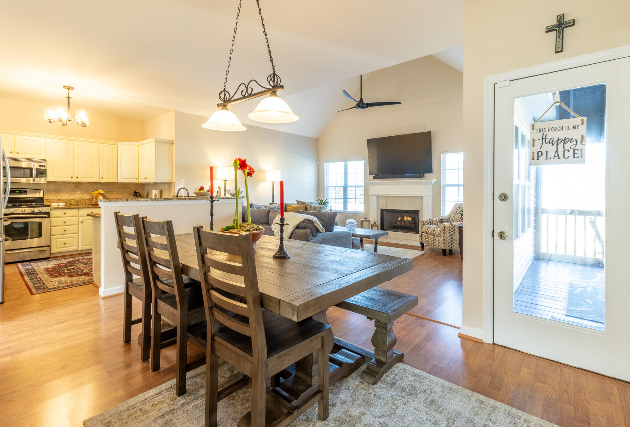 2323 Laurelton Creek Lane