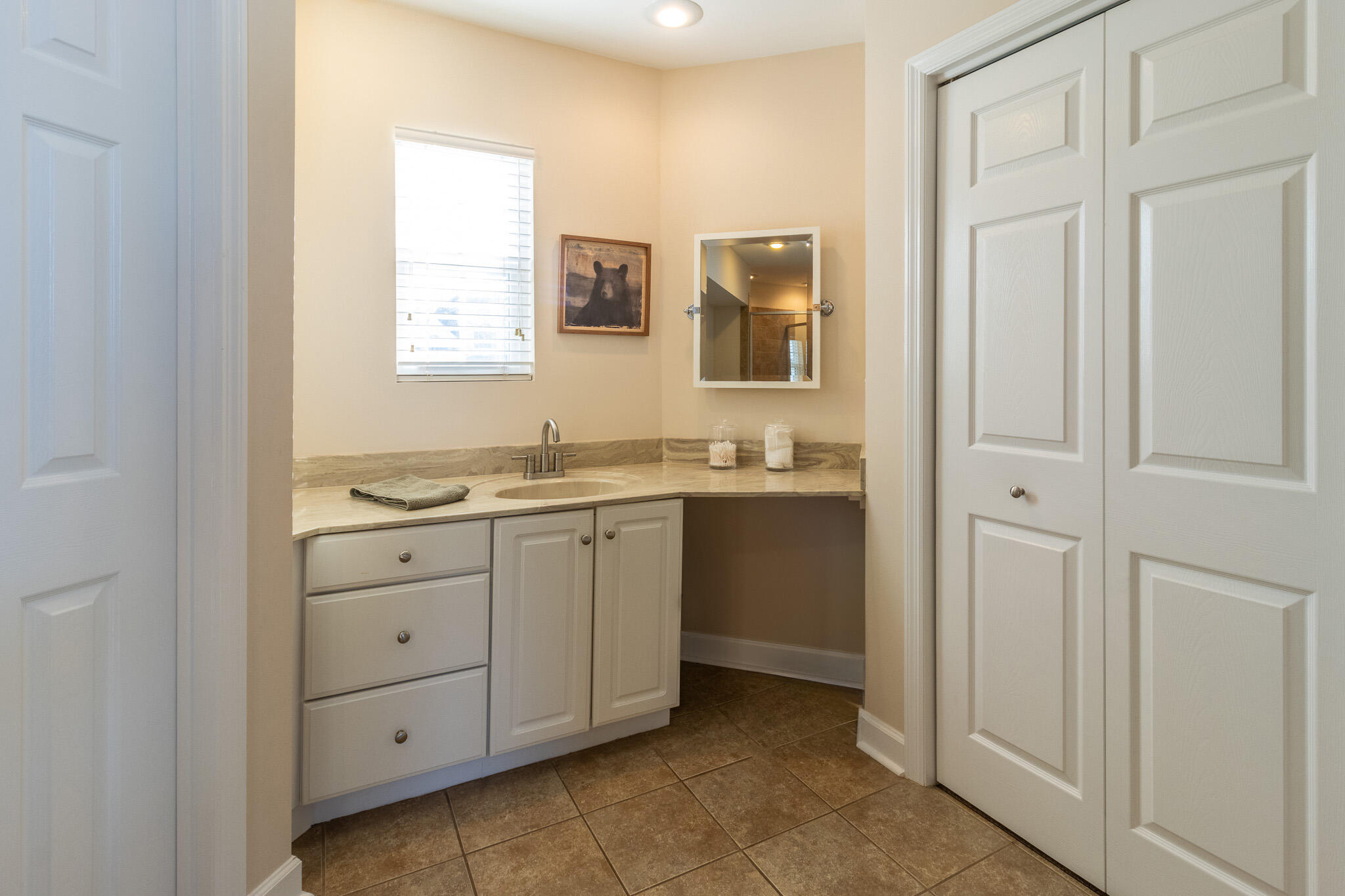 2323 Laurelton Creek Lane