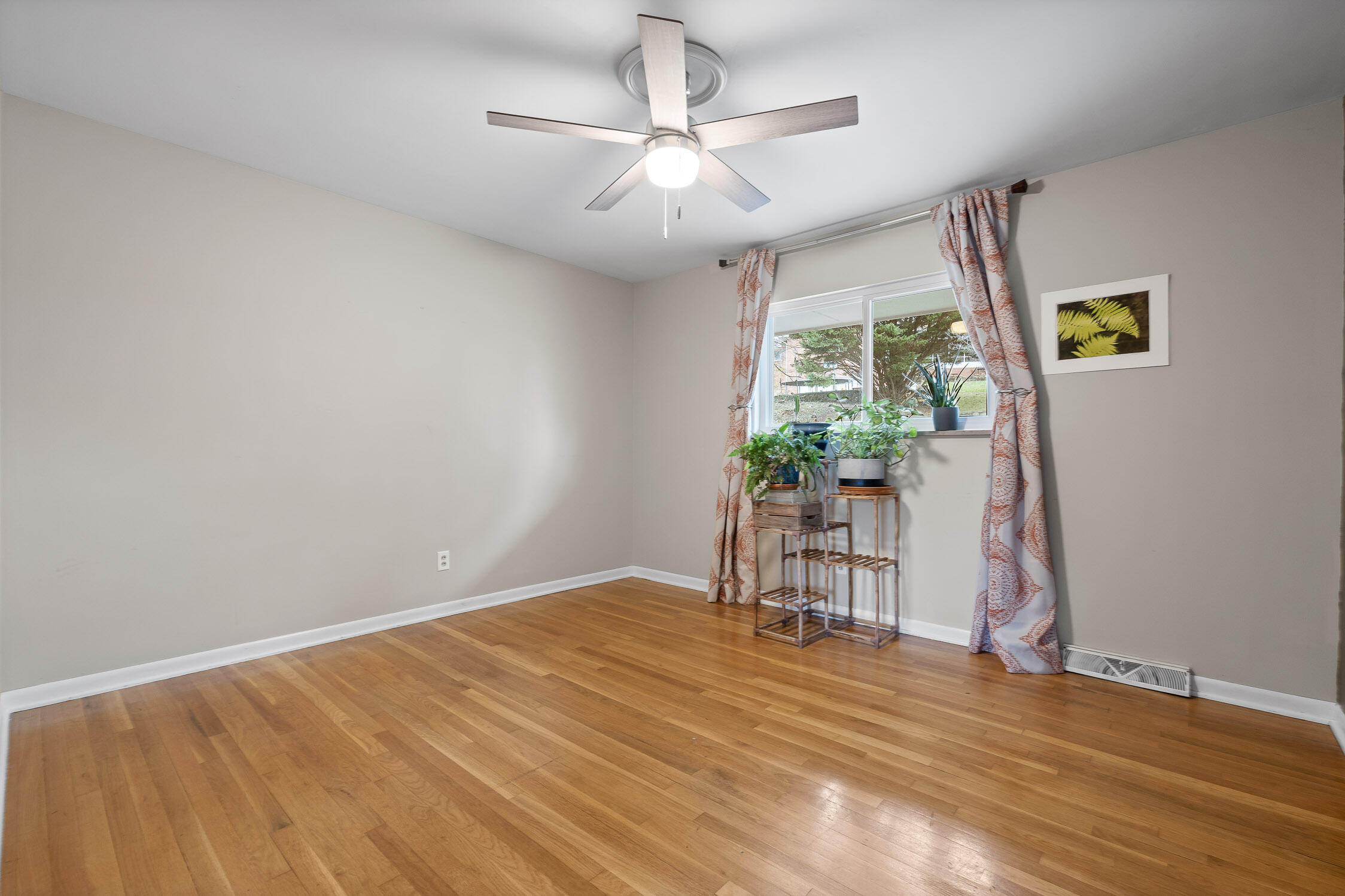 522 Lindcrest Circle