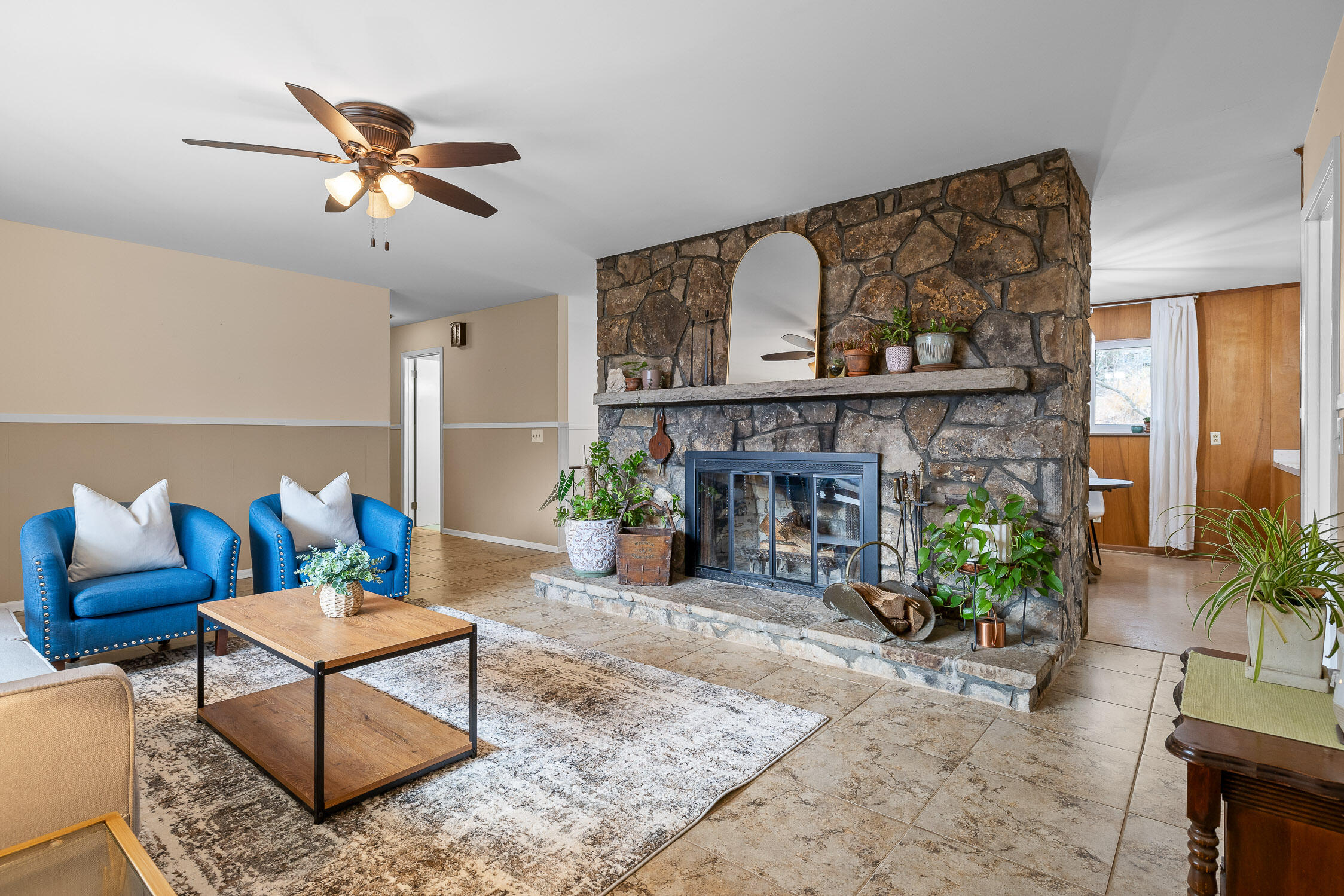 522 Lindcrest Circle