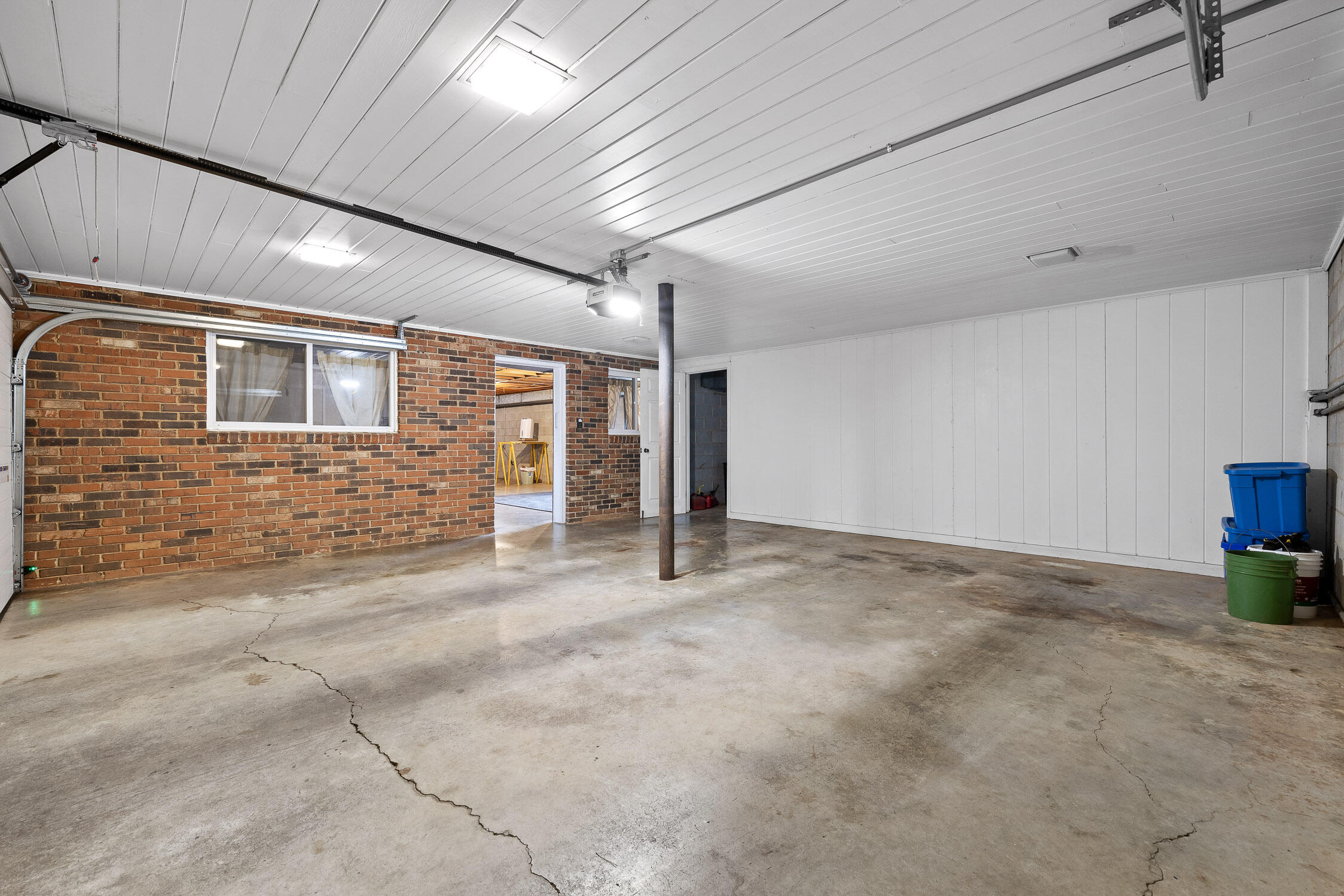 522 Lindcrest Circle