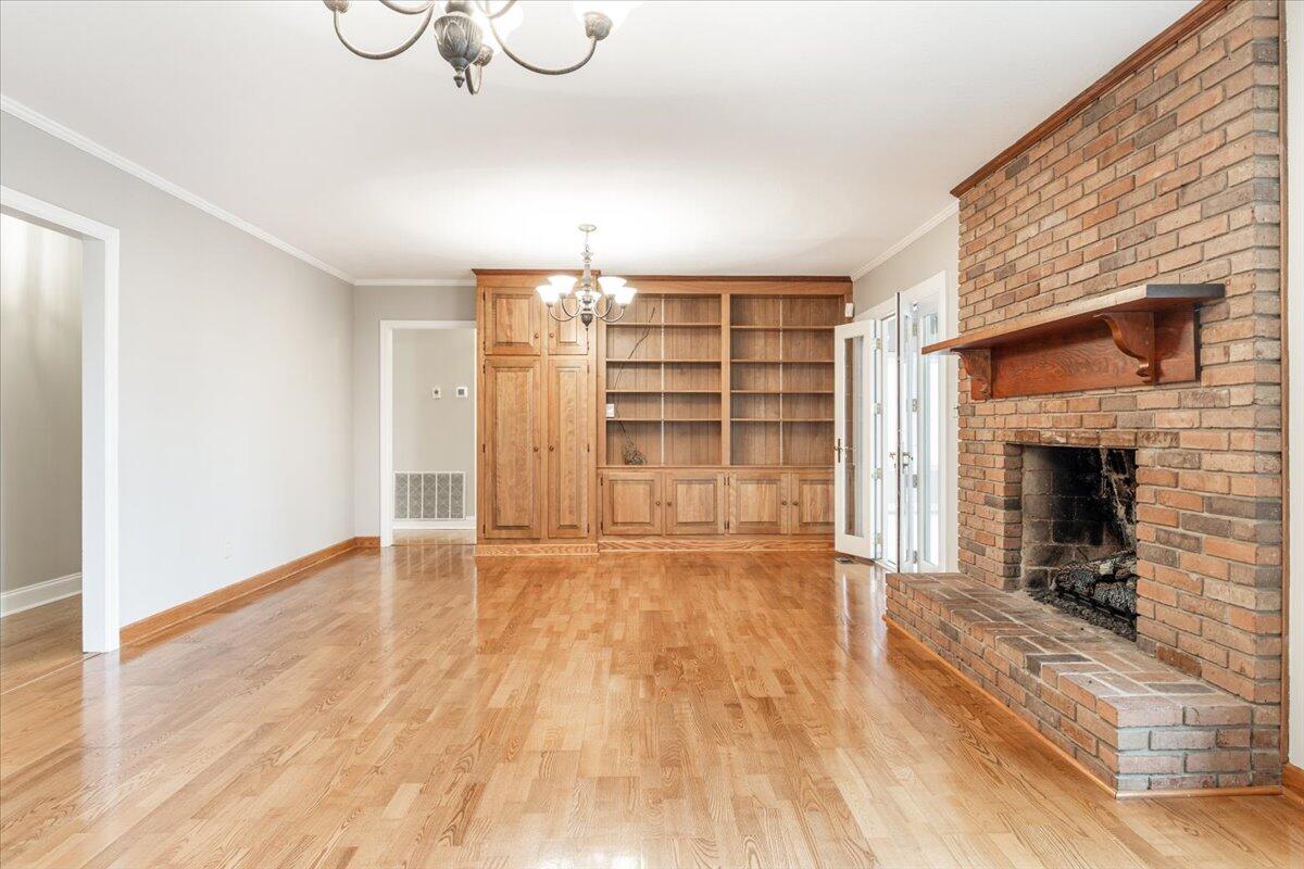 375 Dogwood Place