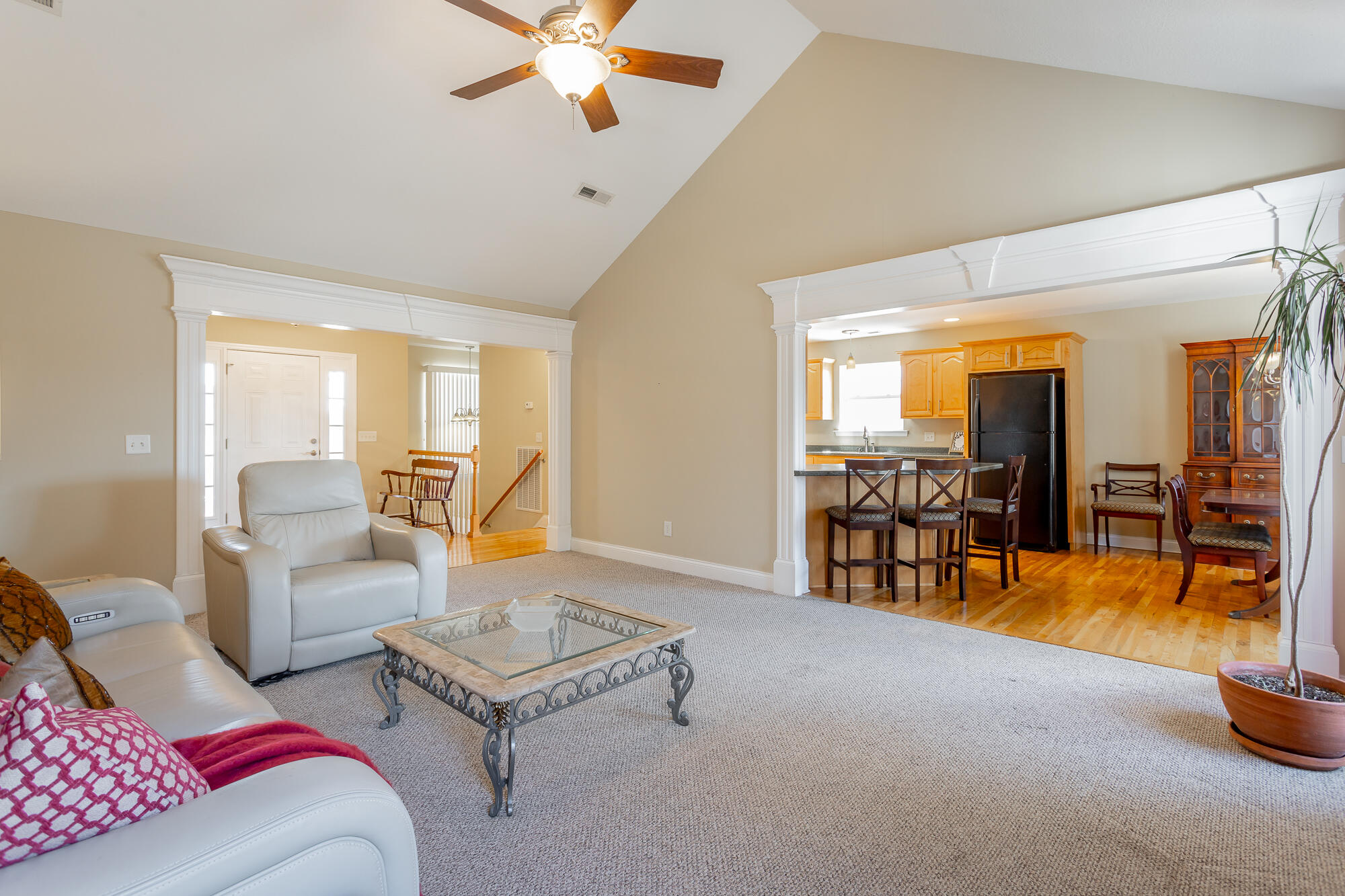 5685 Hyacinth Lane