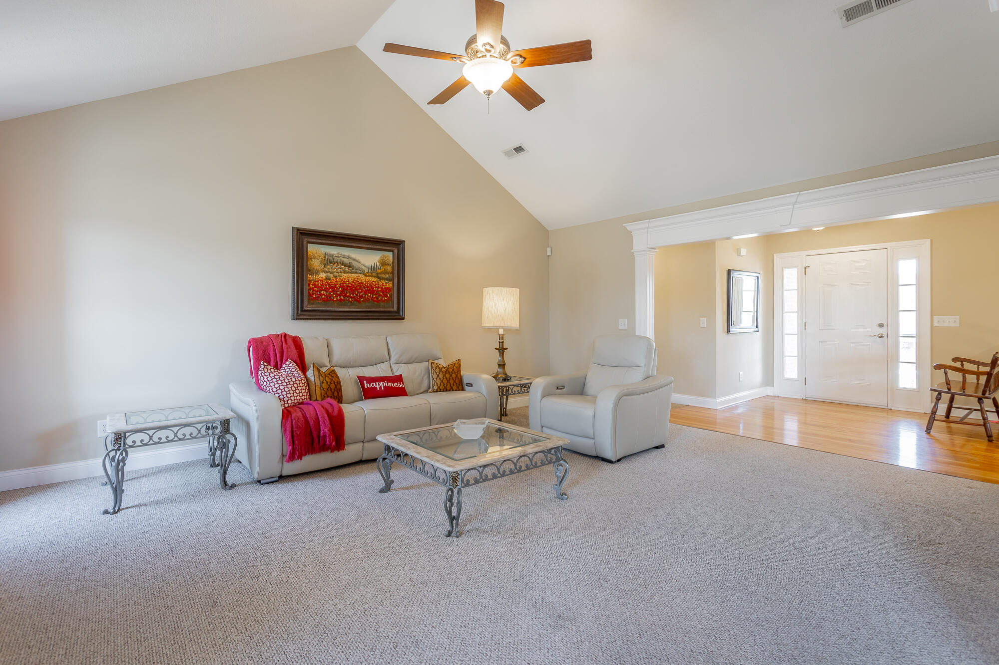 5685 Hyacinth Lane