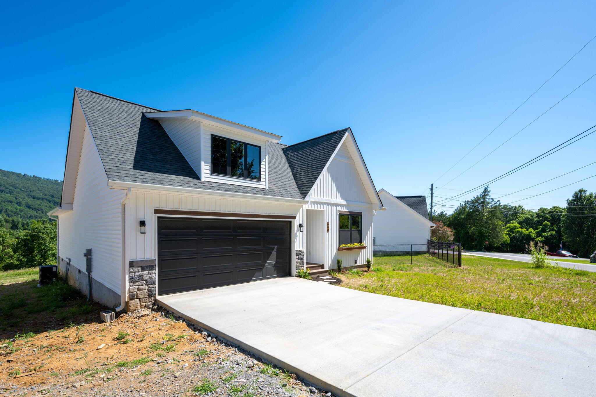 680 Sells Lane