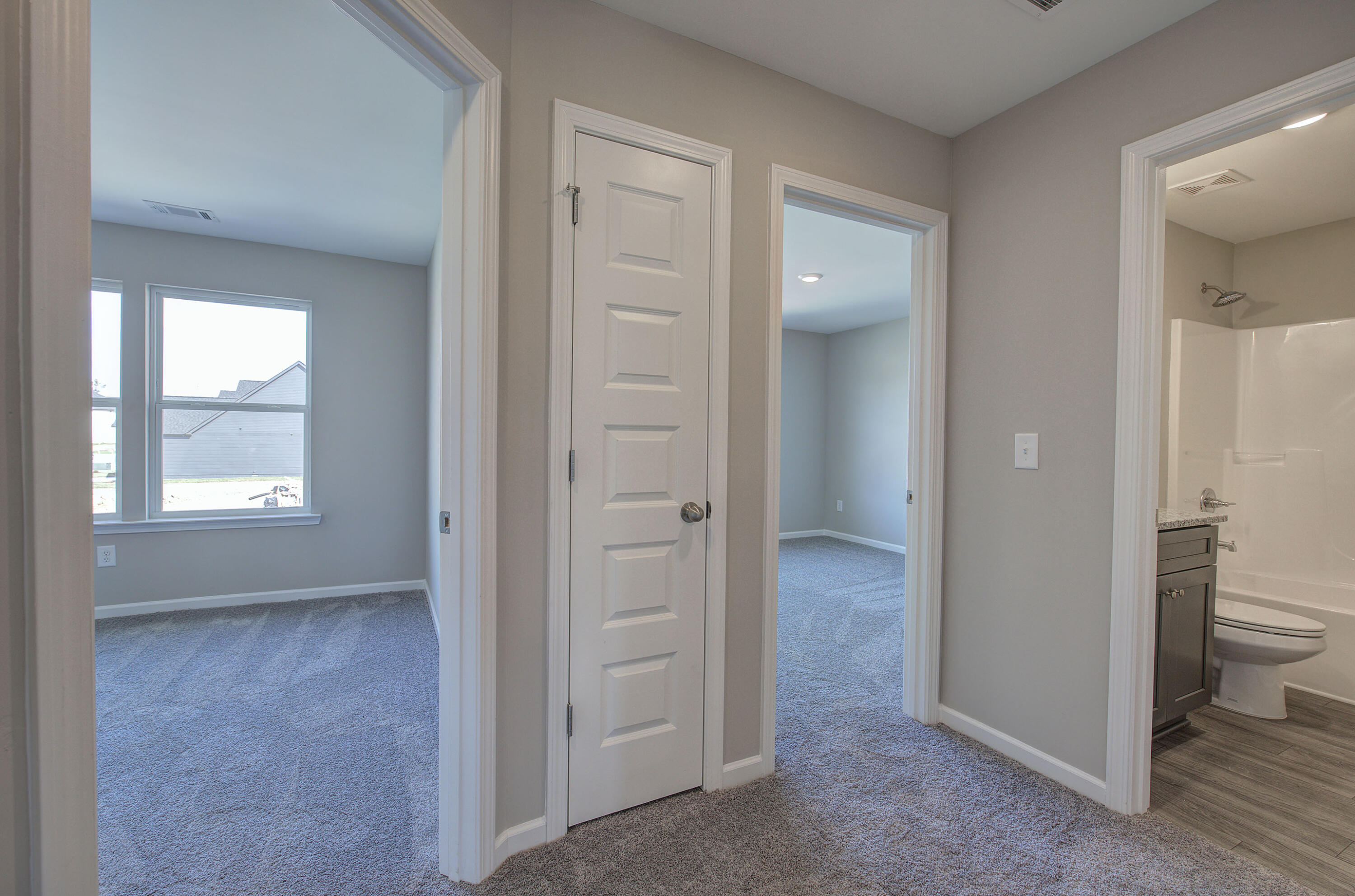 6770 Dharma Lp, 58