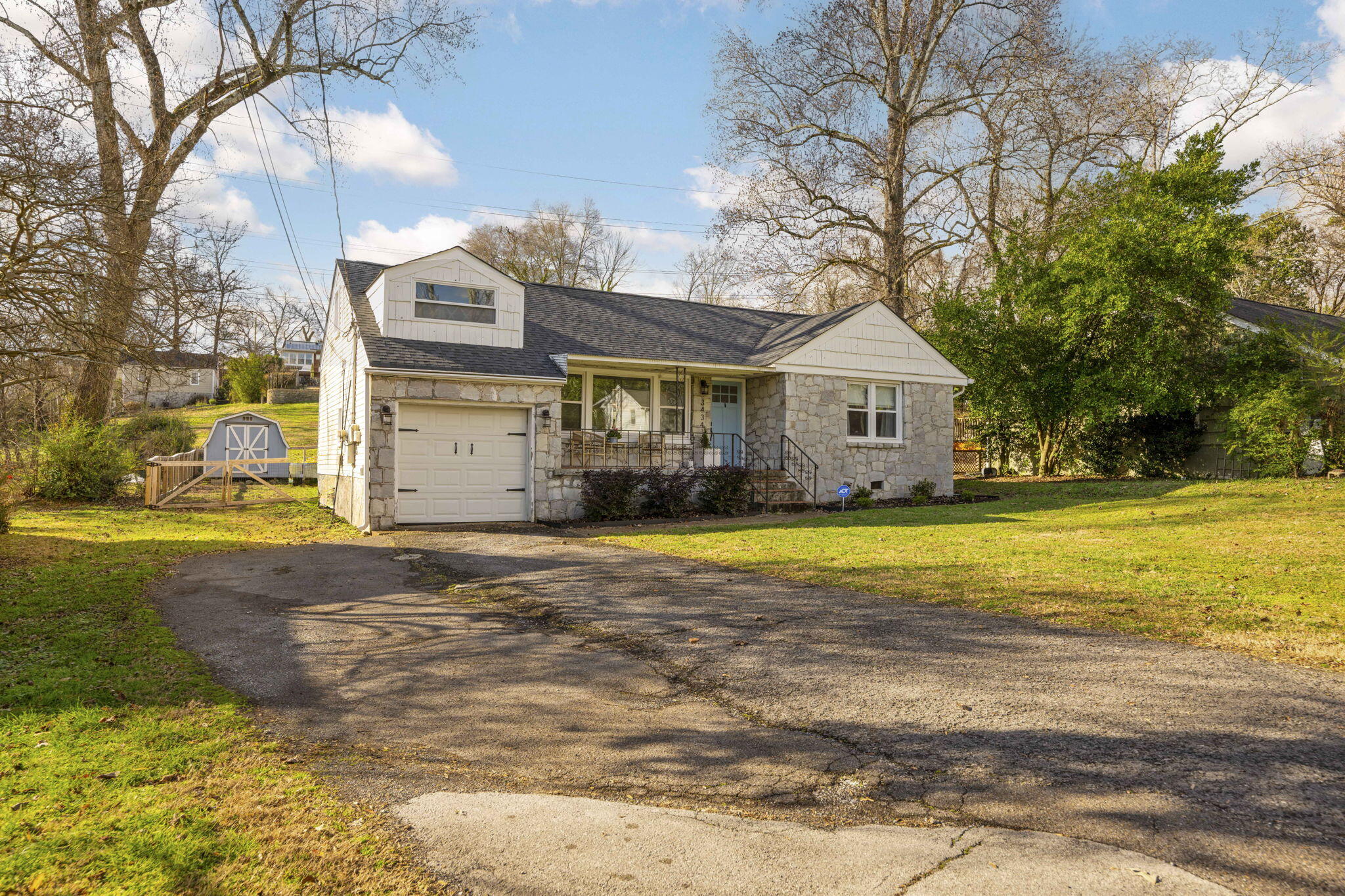 3434 Alta Vista Drive