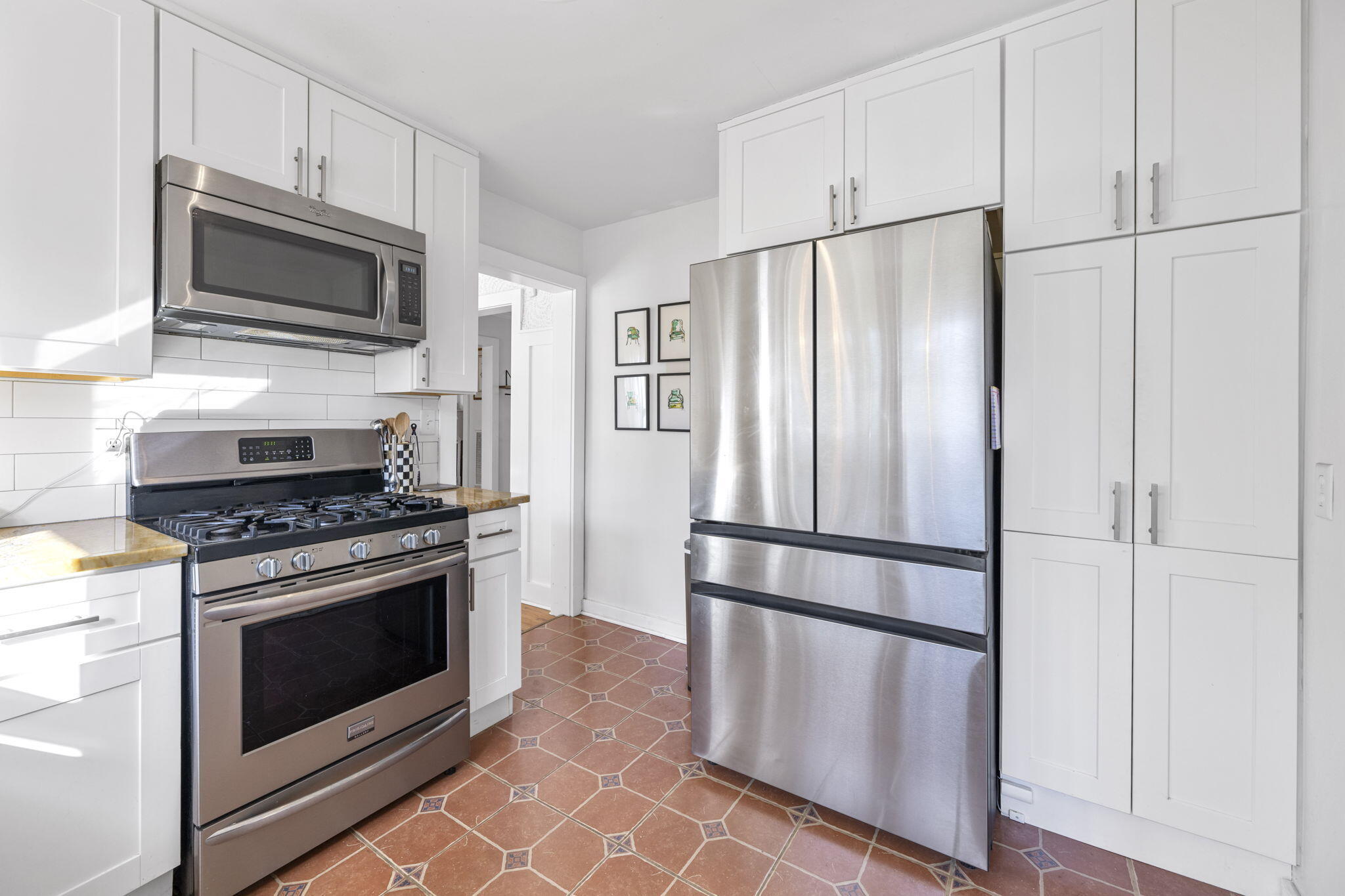 3434 Alta Vista Drive