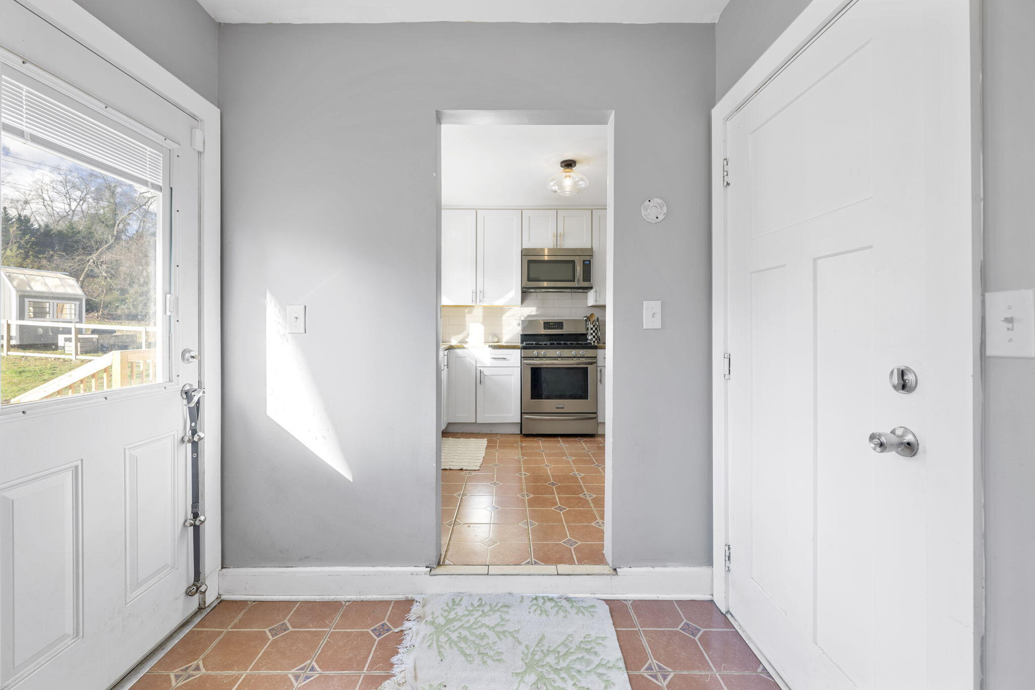 3434 Alta Vista Drive