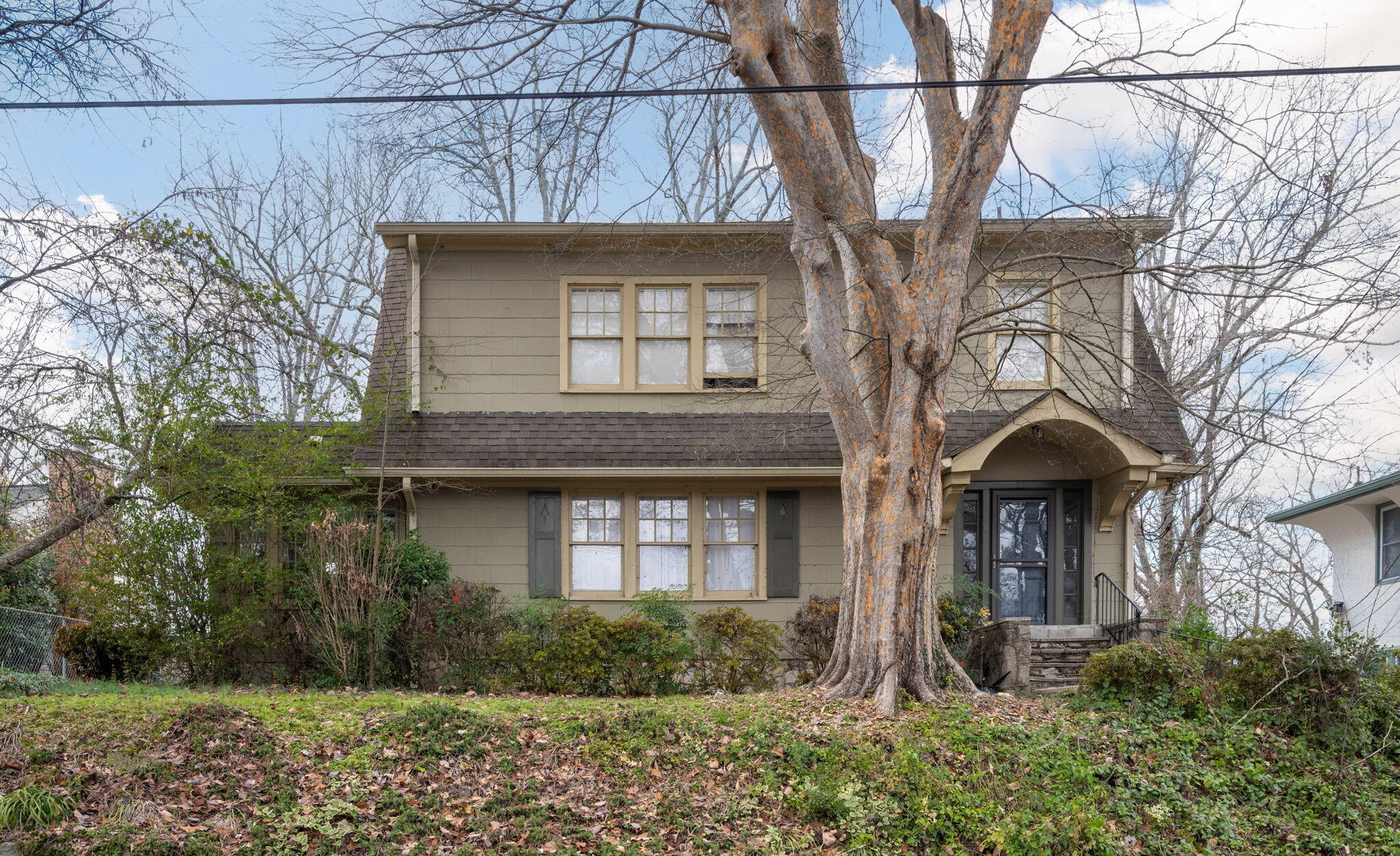 311 Crestway Drive