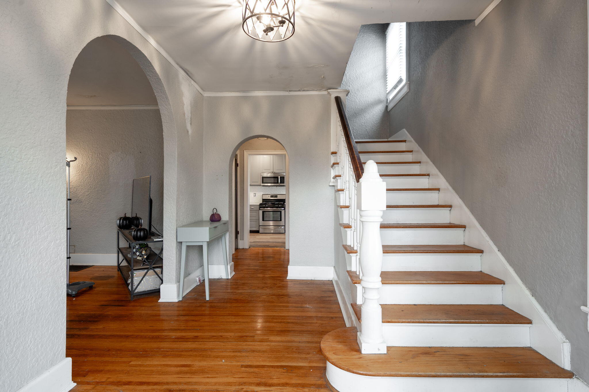 311 Crestway Drive