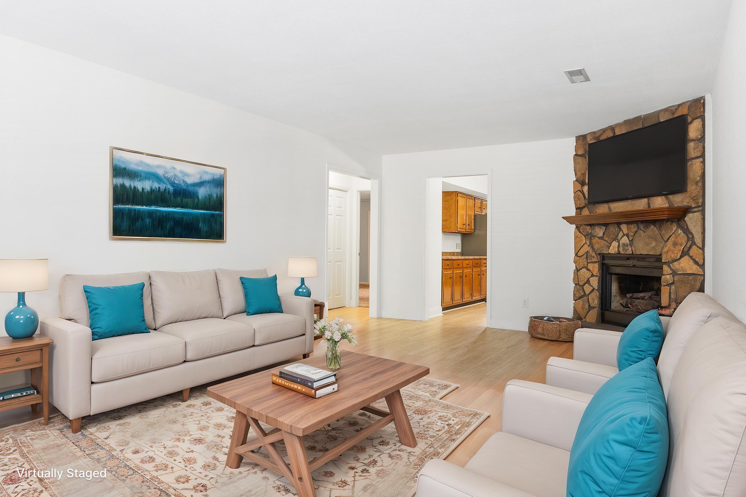 1296 Leaside Lane