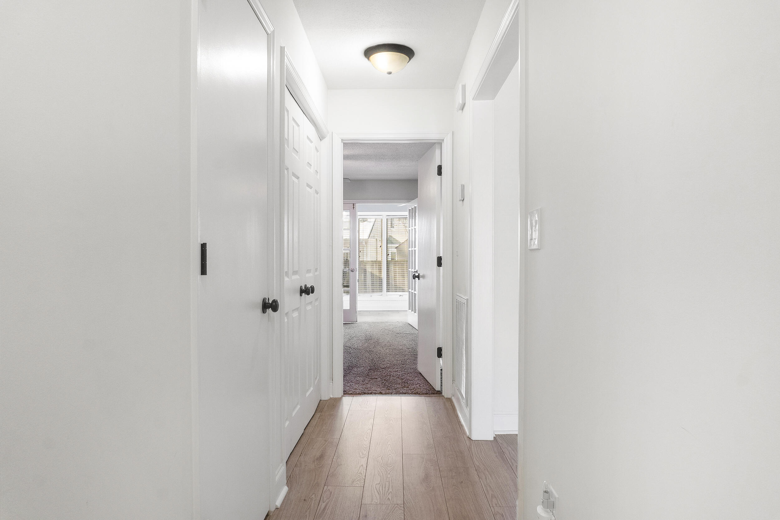1296 Leaside Lane