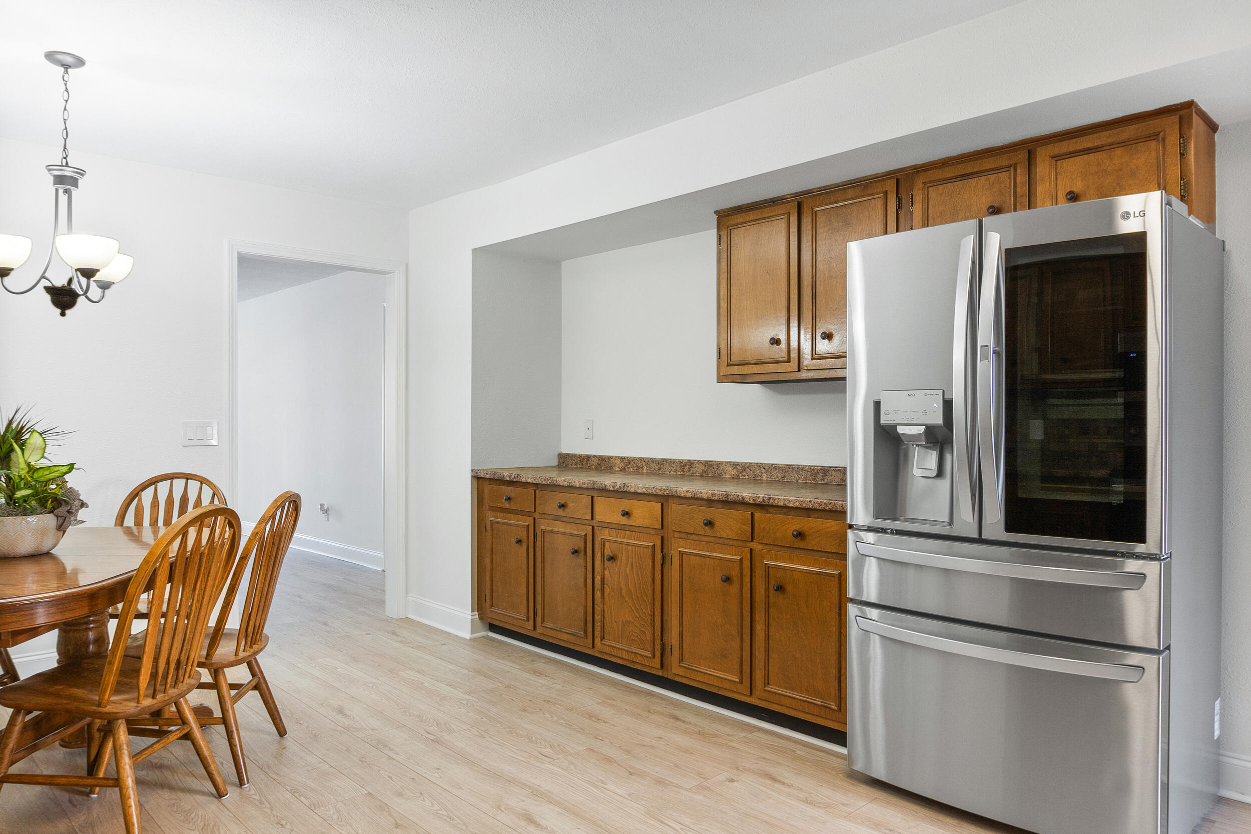 1296 Leaside Lane