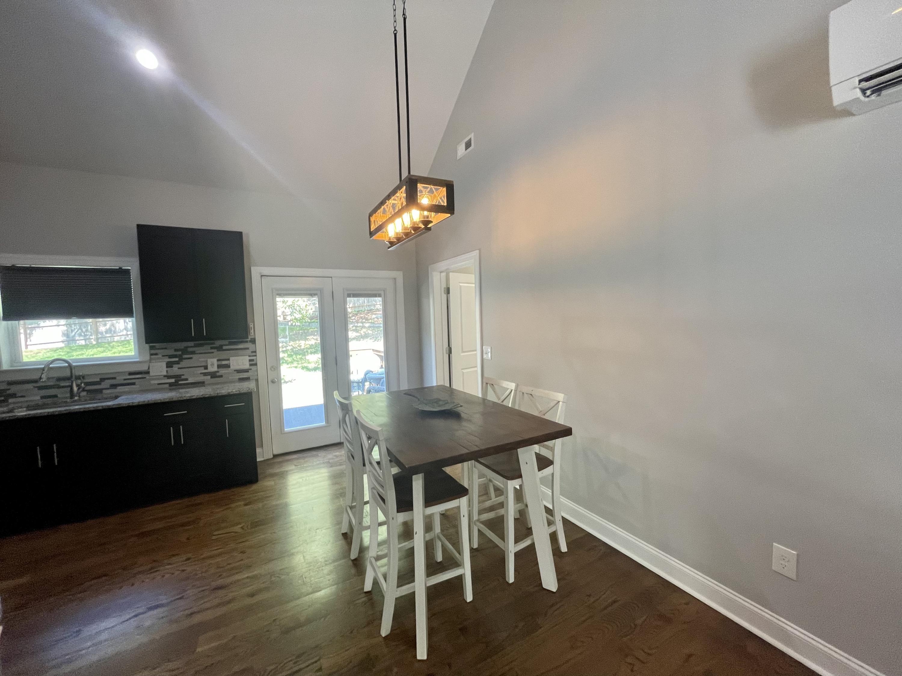 3363 Van Buren Street