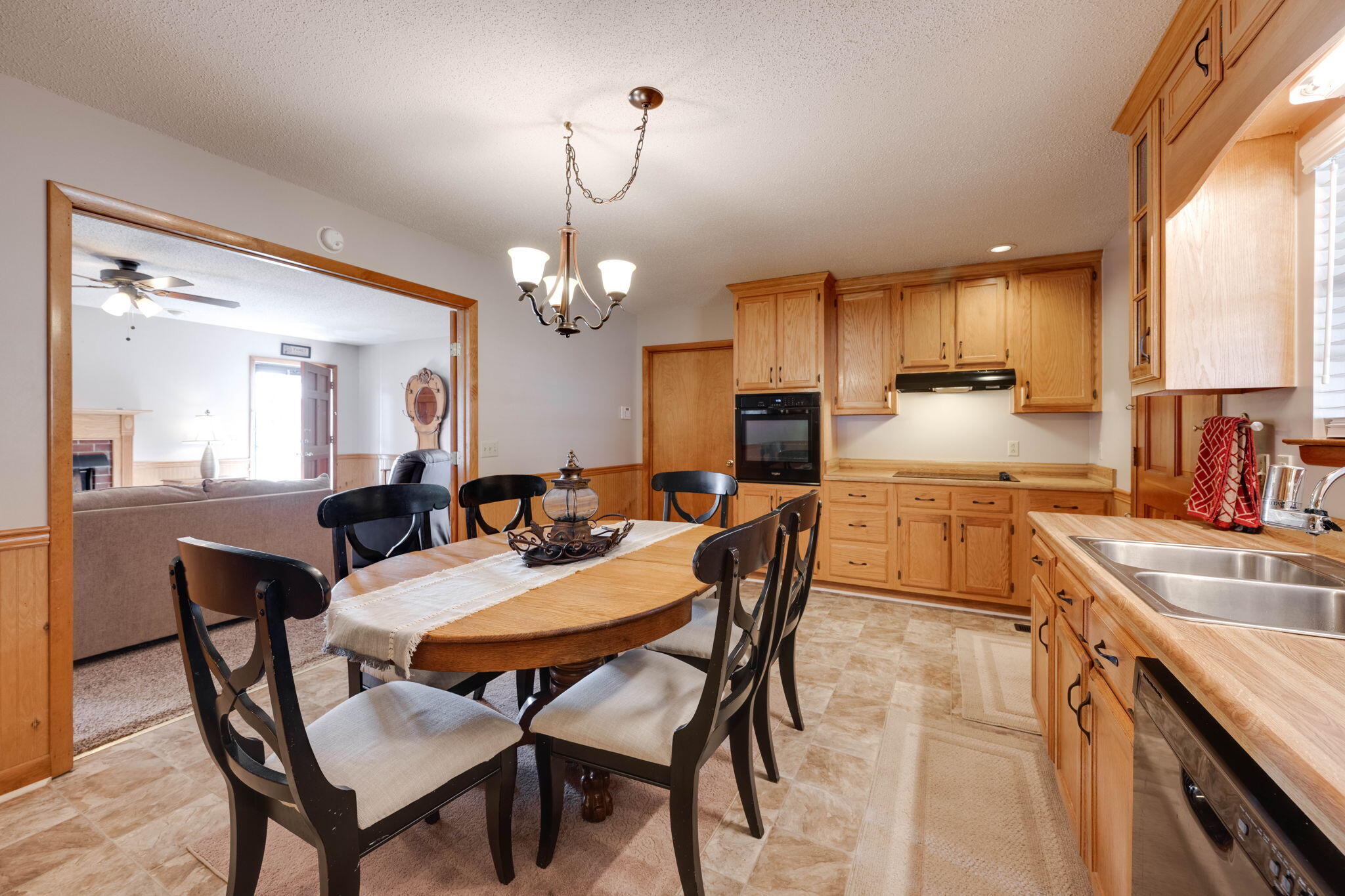 6505 White Oak Valley Circle, McDonald