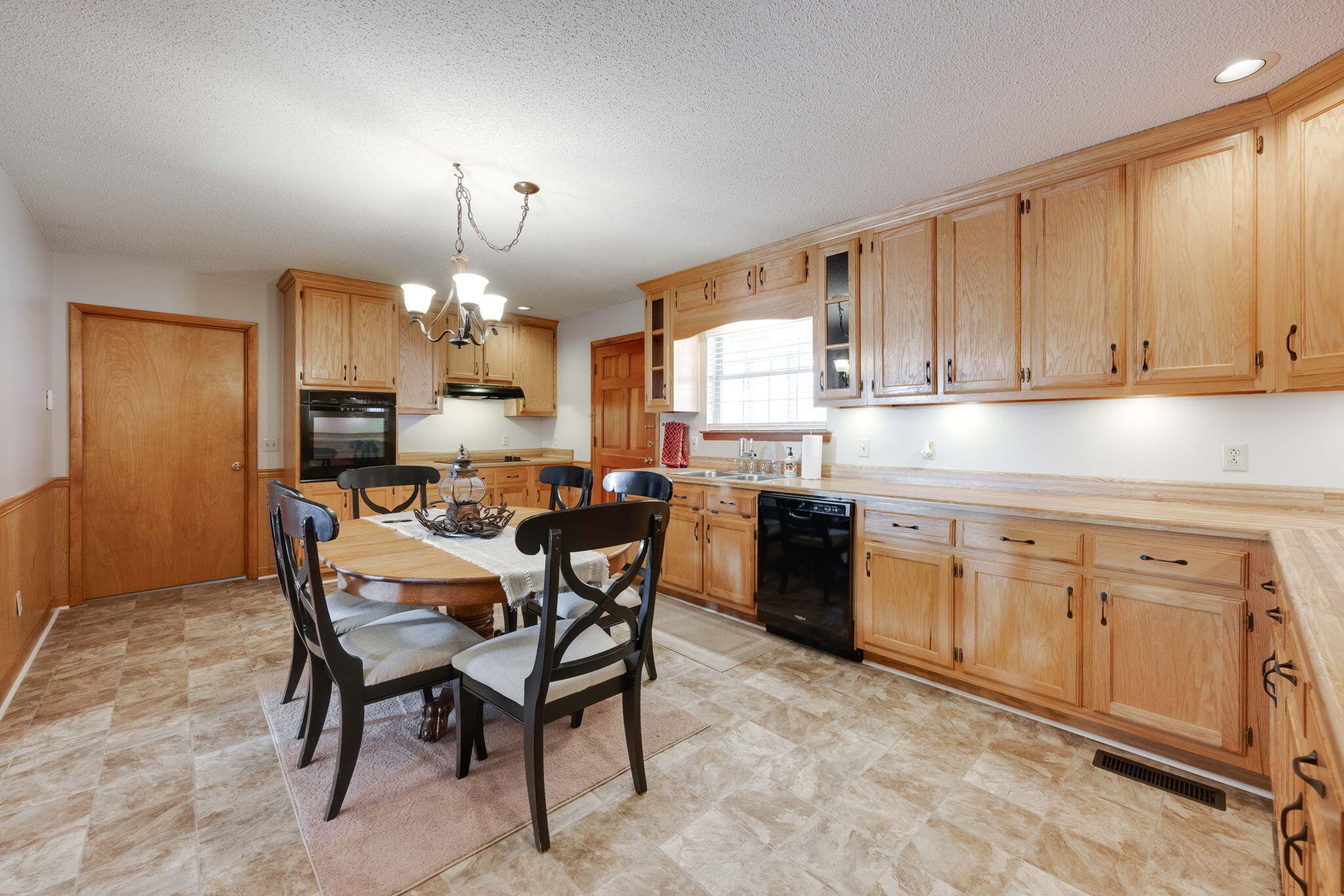 6505 White Oak Valley Circle, McDonald