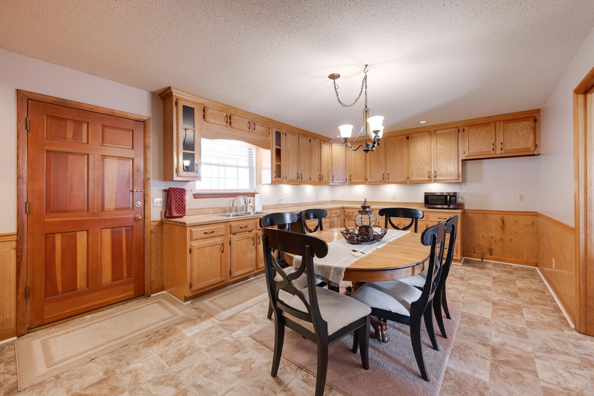 6505 White Oak Valley Circle, McDonald