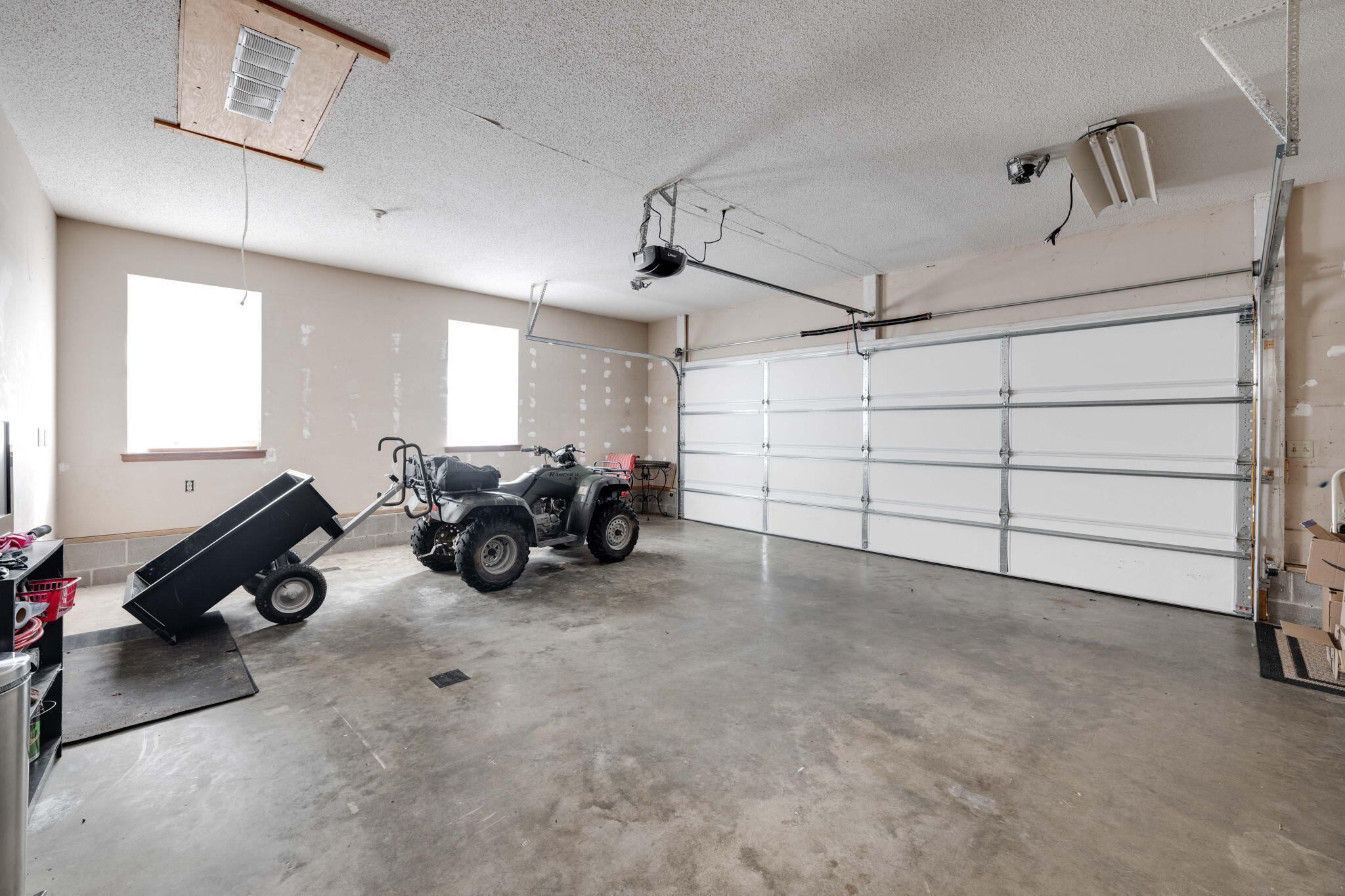 6505 White Oak Valley Circle, McDonald