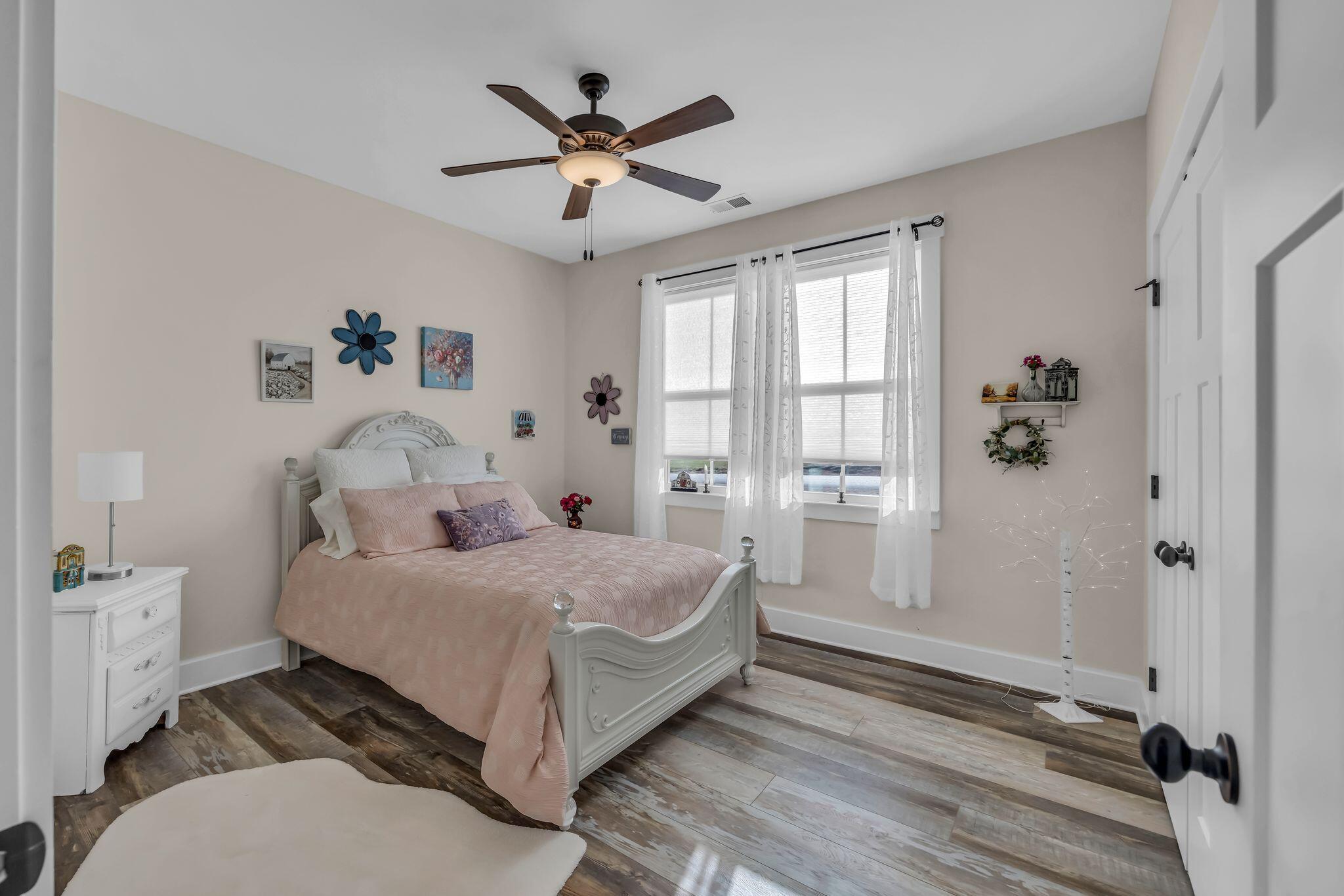 163 Autumn Wind Drive SW